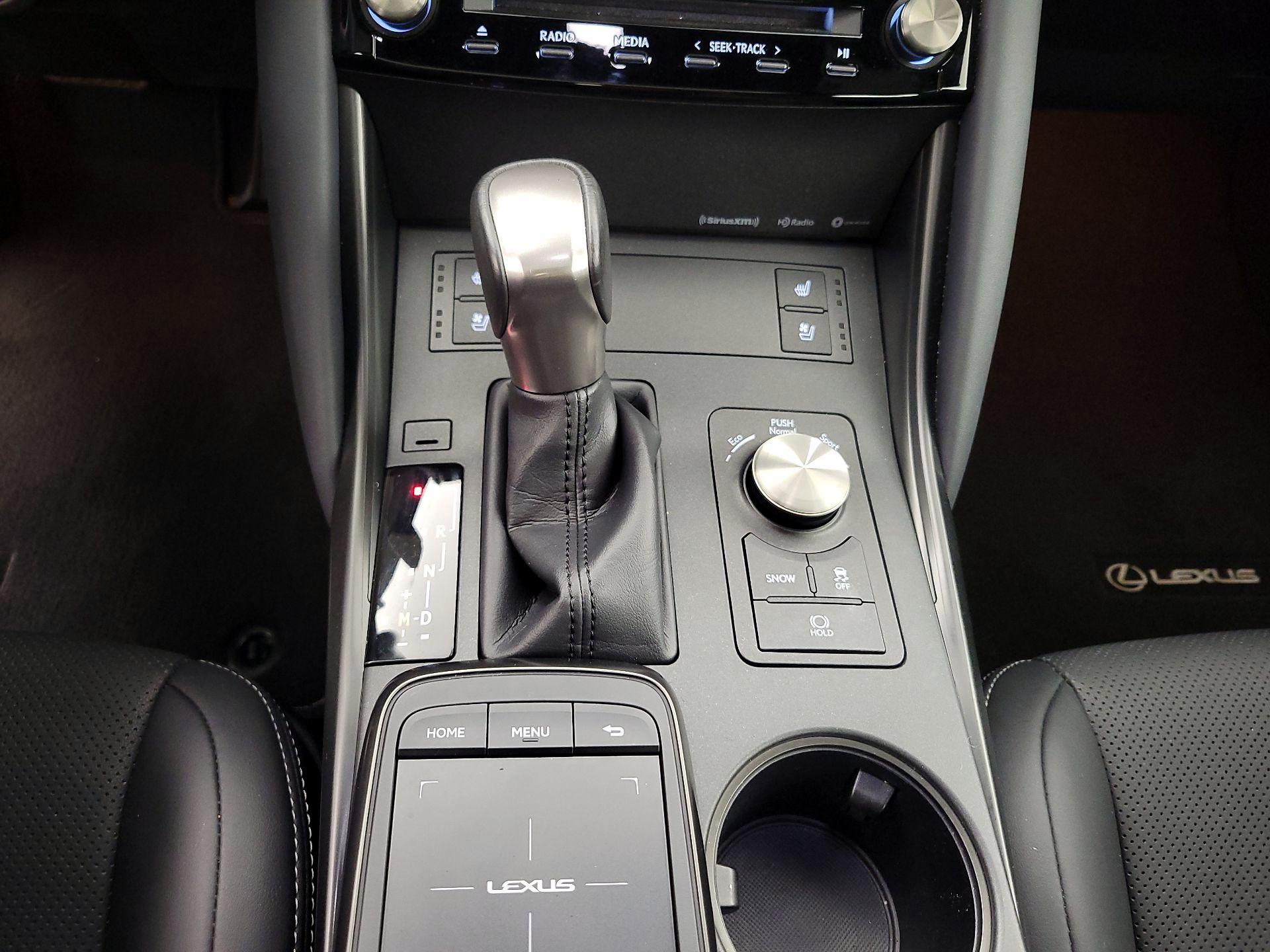 Thumbnail: 2023 Lexus IS - 17