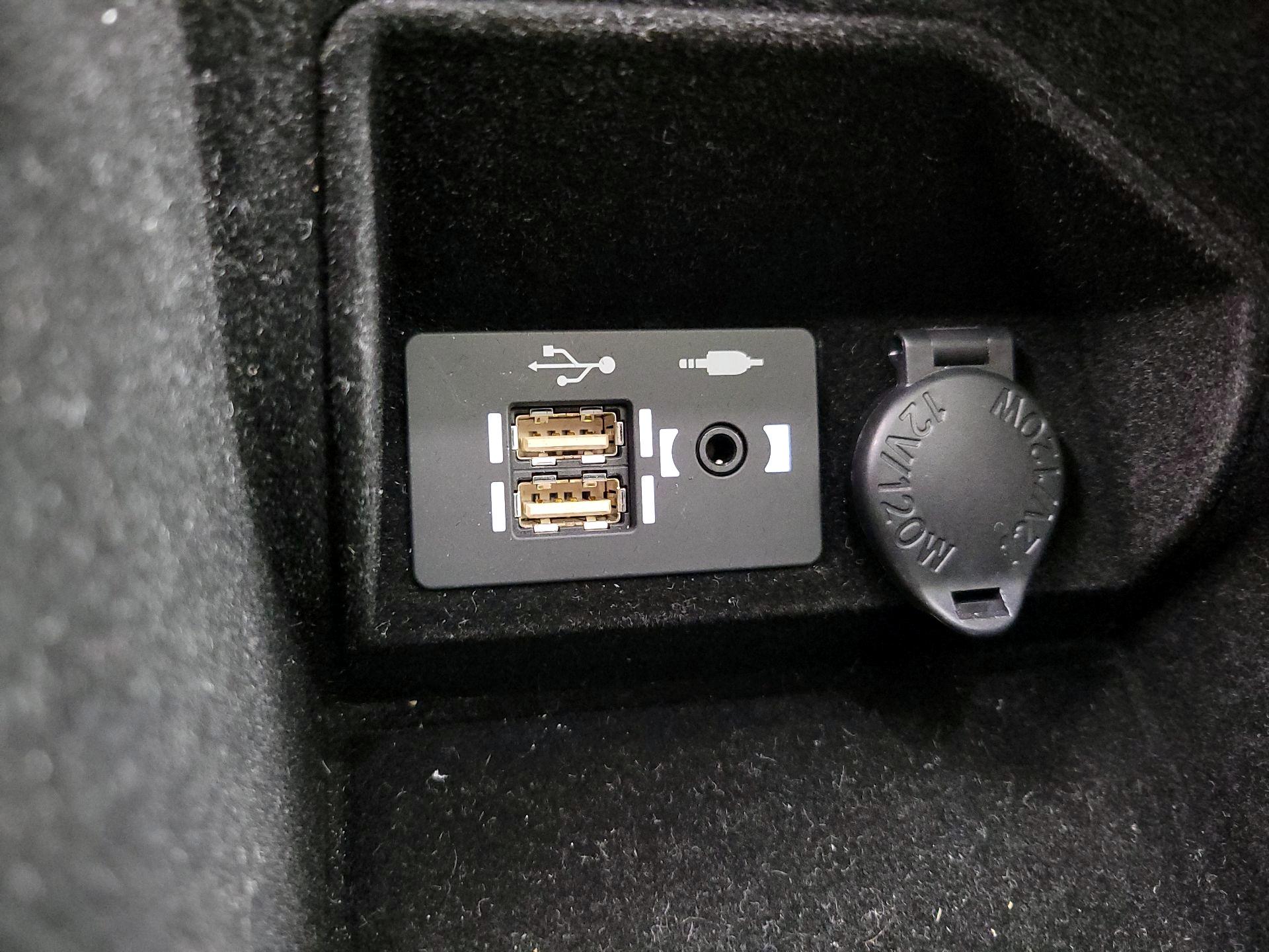 Thumbnail: 2023 Lexus IS - 18