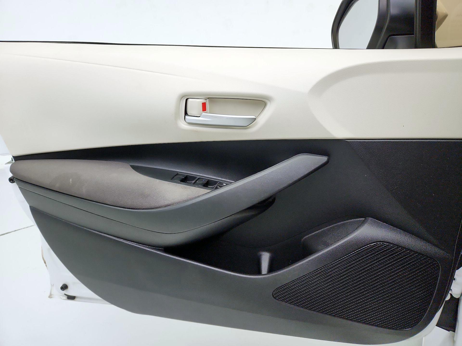 Thumbnail: 2020 Toyota Corolla - 12