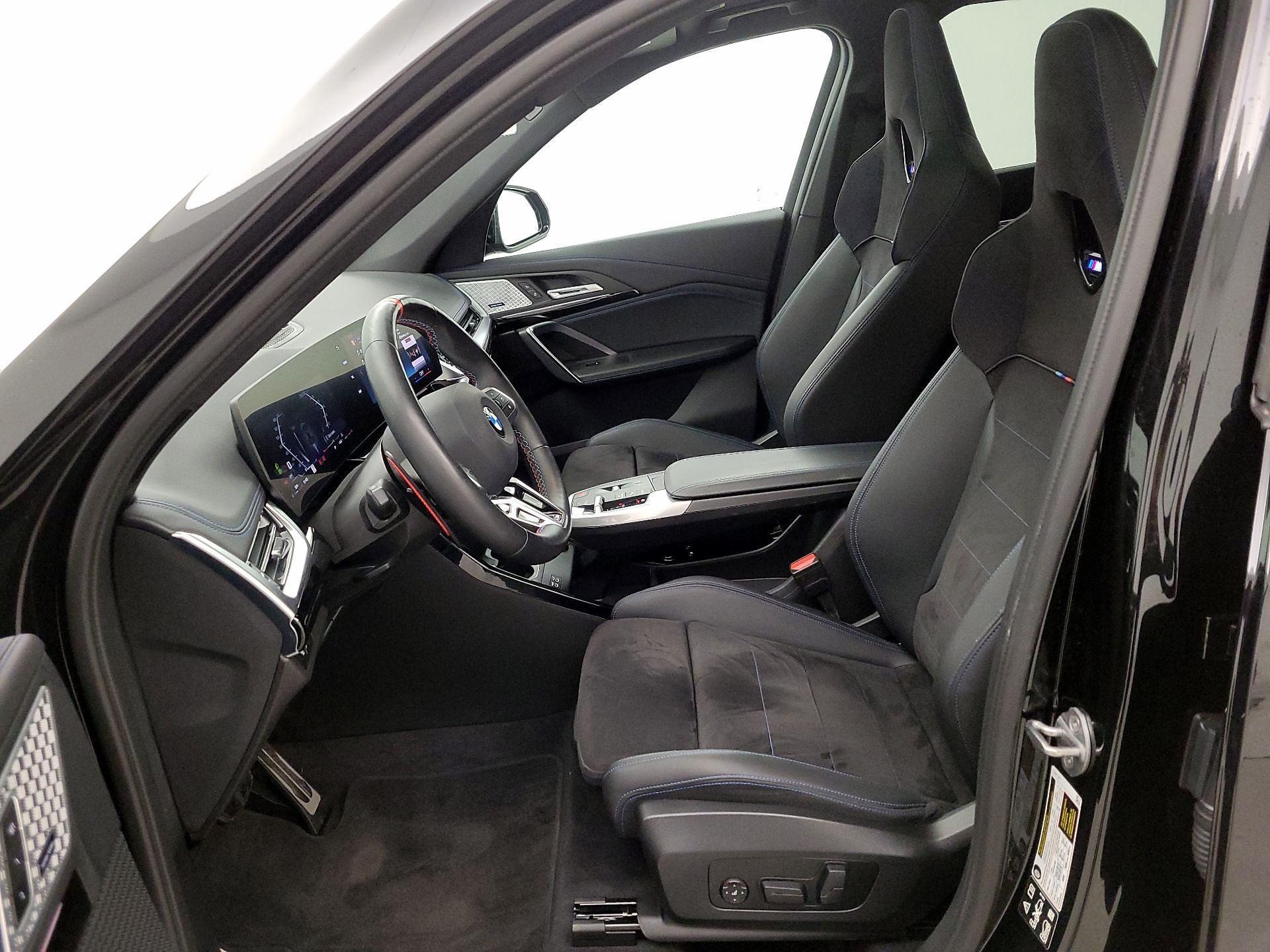 Thumbnail: 2024 BMW X1 - 11