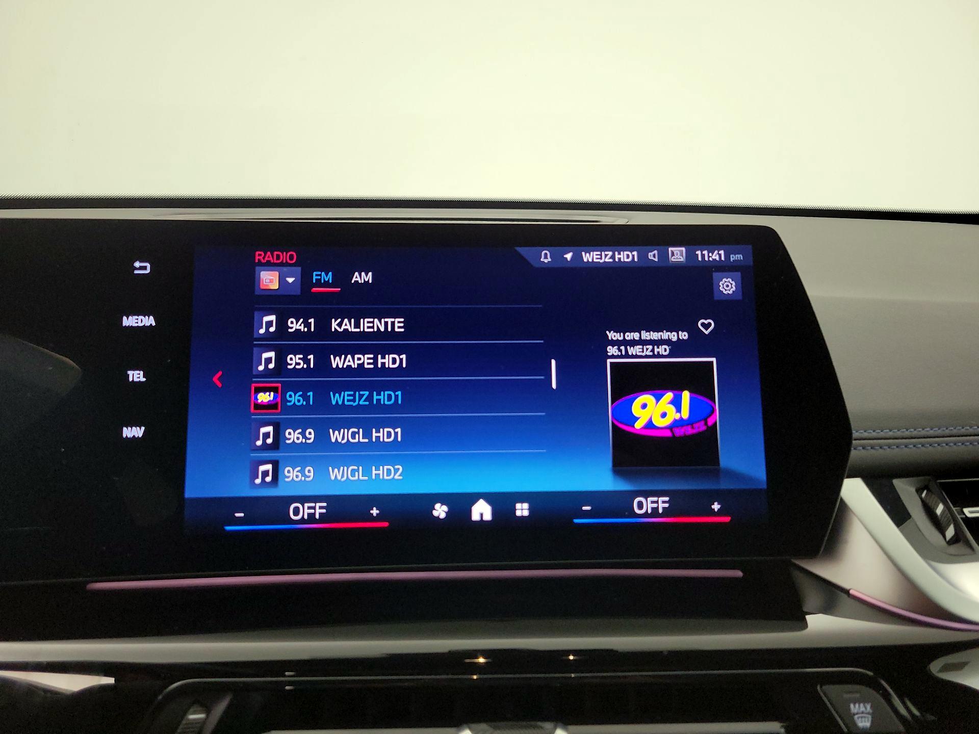 Thumbnail: 2024 BMW X1 - 15