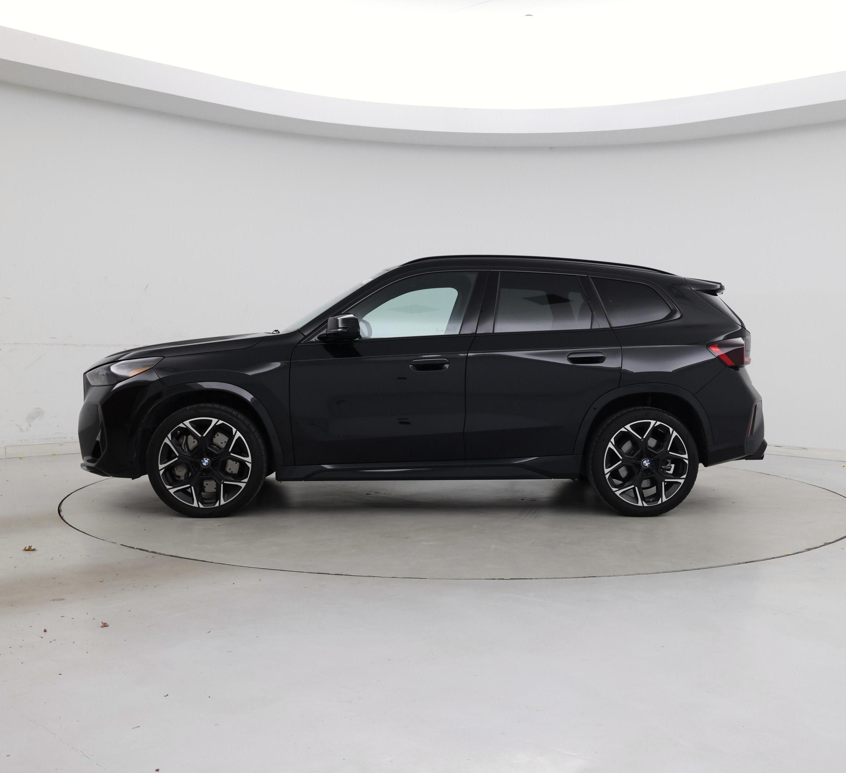 Thumbnail: 2024 BMW X1 - 3