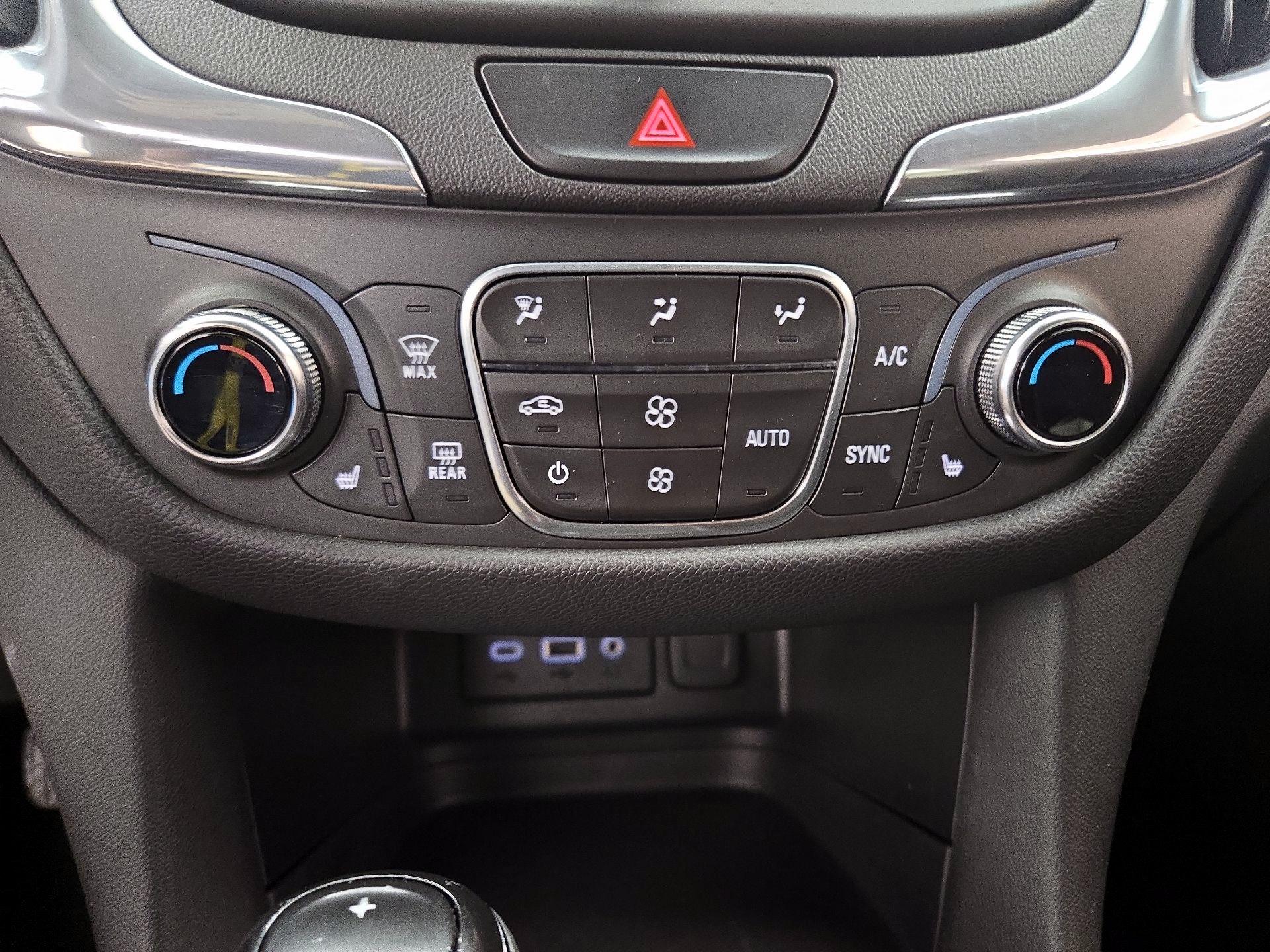 Thumbnail: 2020 Chevrolet Equinox - 16