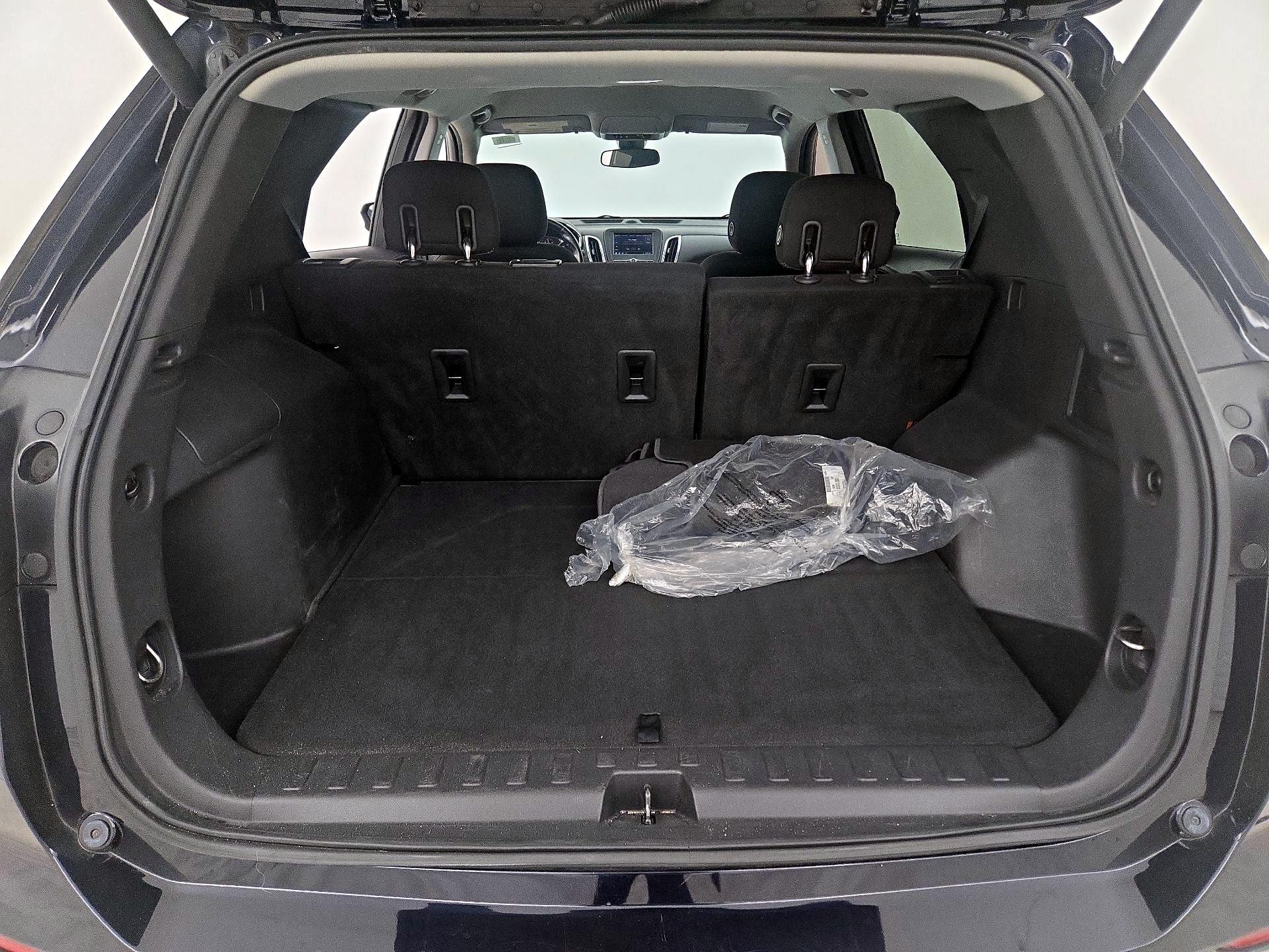 Thumbnail: 2020 Chevrolet Equinox - 20