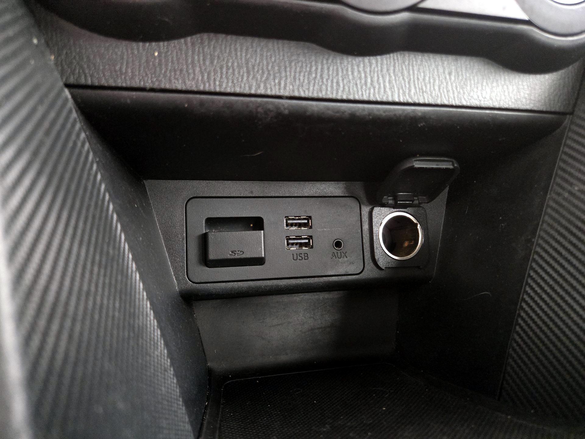 Thumbnail: 2017 Toyota Yaris iA - 18