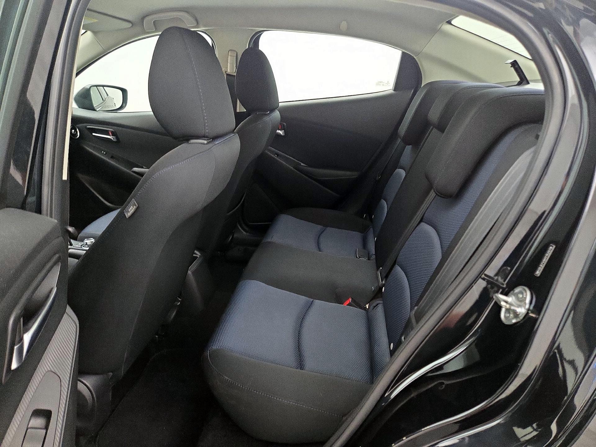 Thumbnail: 2017 Toyota Yaris iA - 19