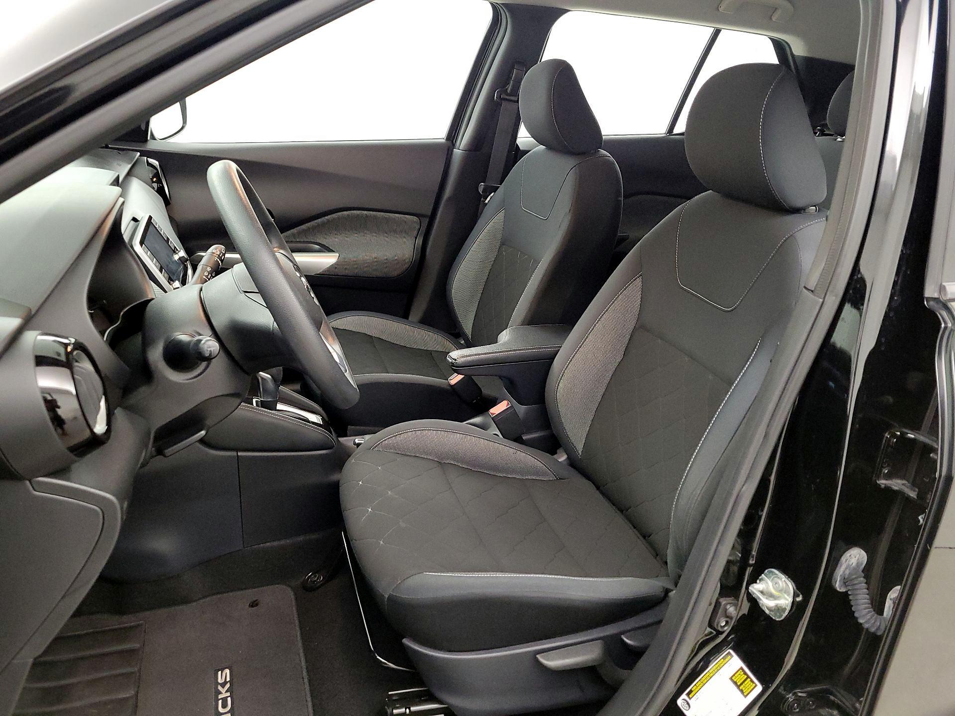 Thumbnail: 2020 Nissan Kicks - 11