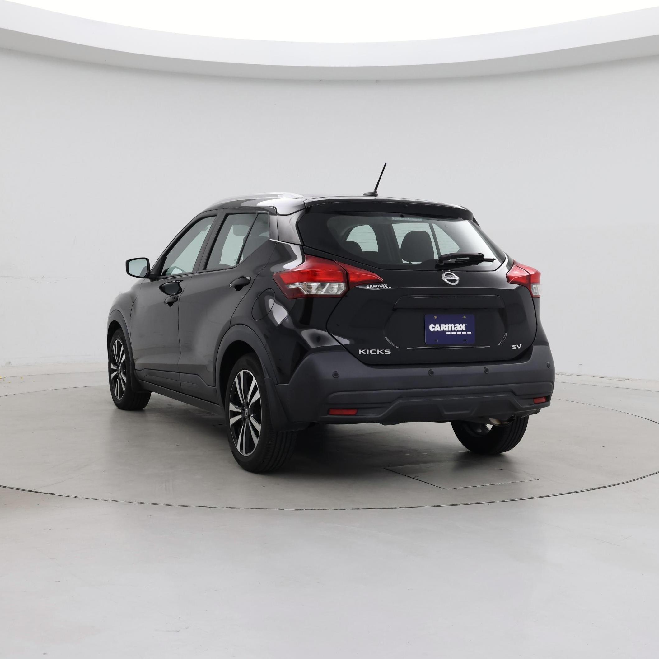 Thumbnail: 2020 Nissan Kicks - 2