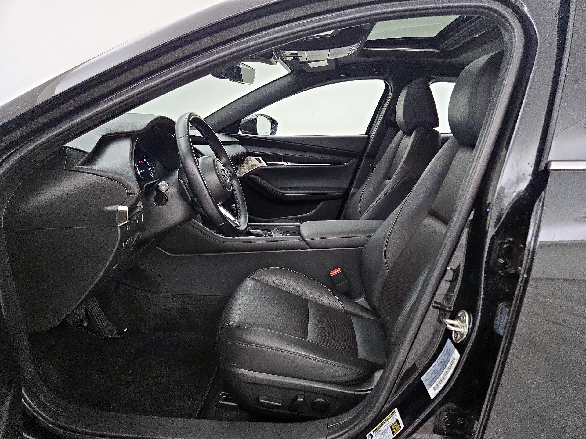 Thumbnail: 2021 Mazda Mazda3 - 11