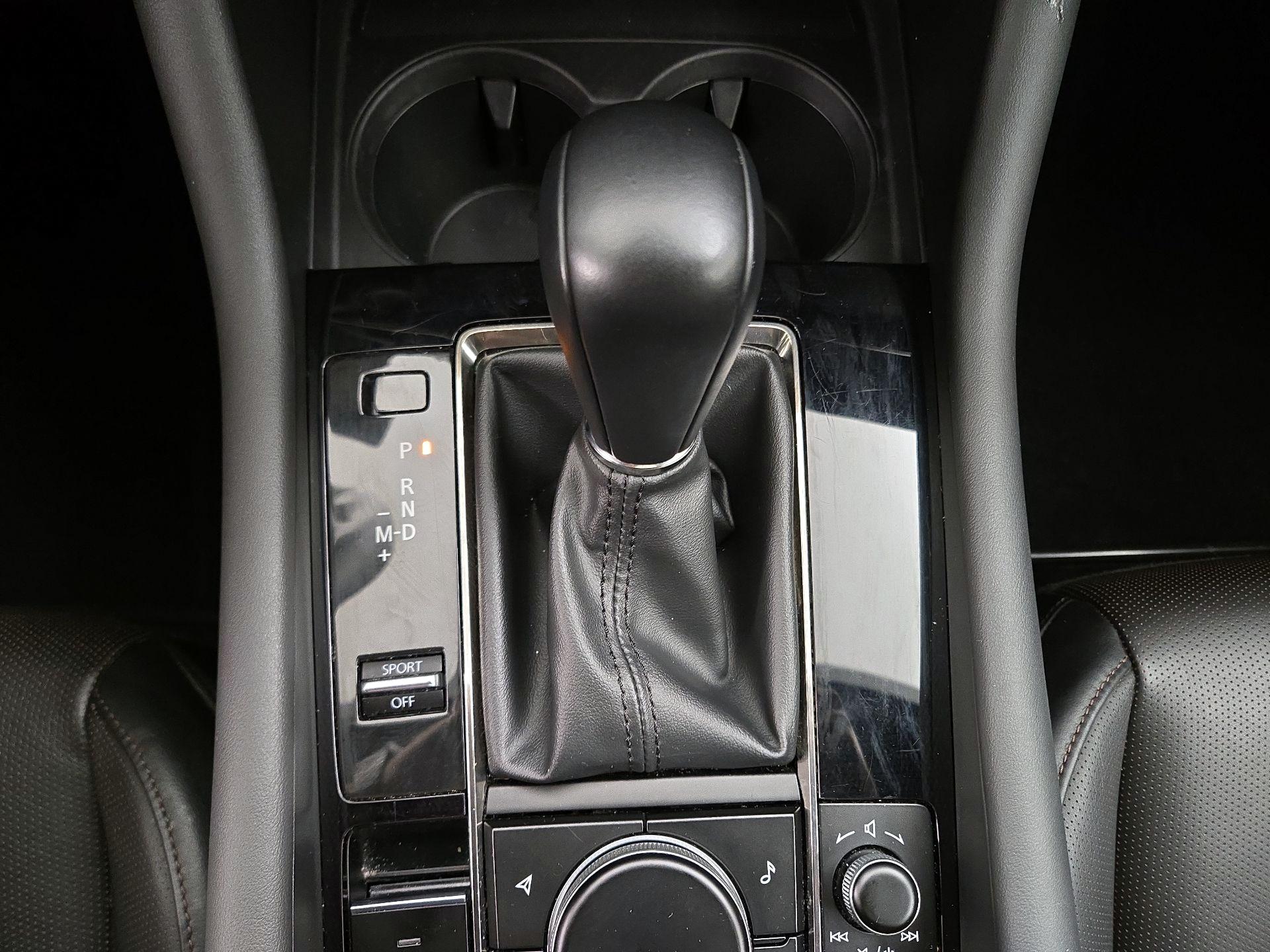 Thumbnail: 2021 Mazda Mazda3 - 18