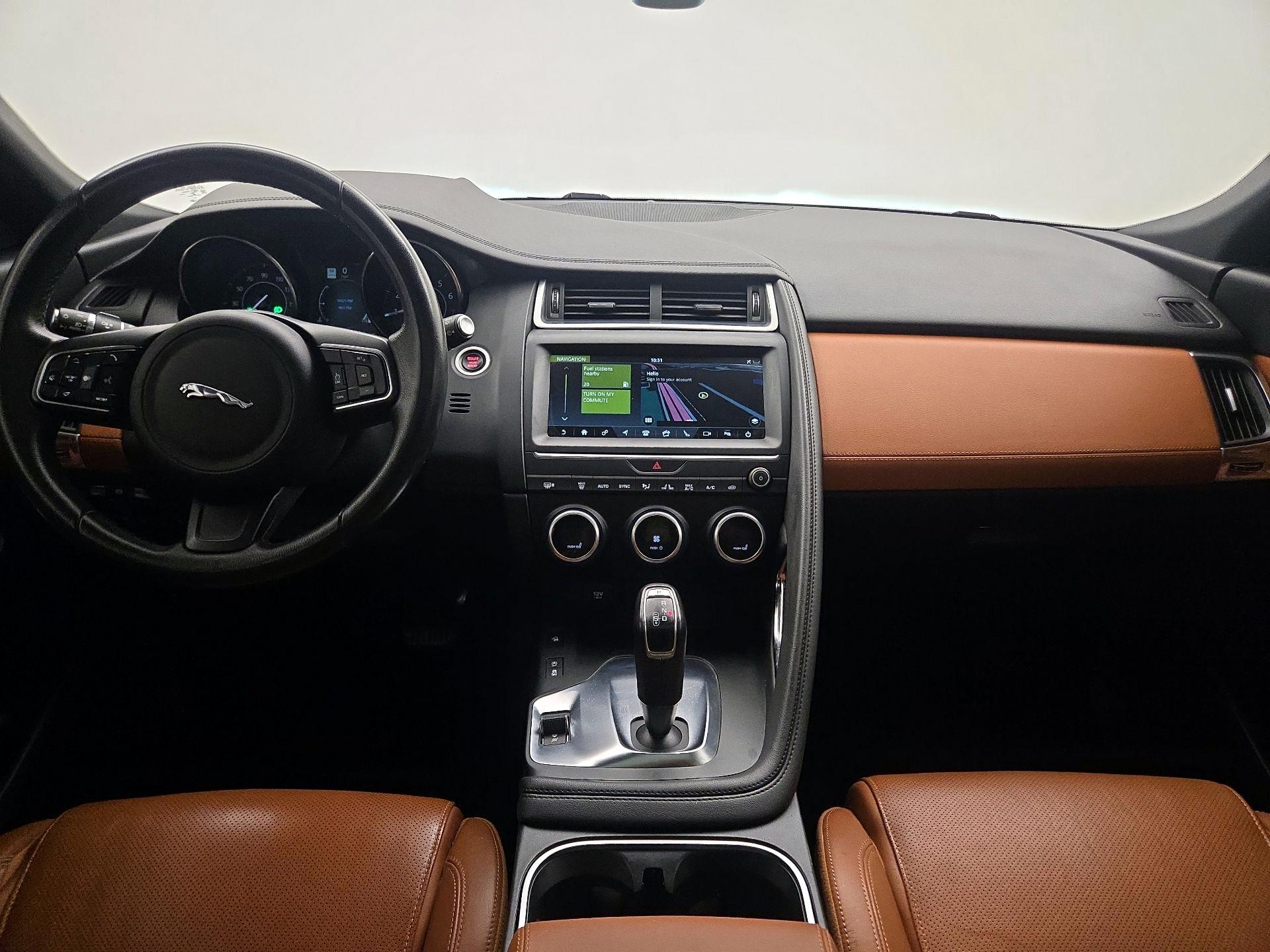 Thumbnail: 2019 Jaguar E-Pace - 9