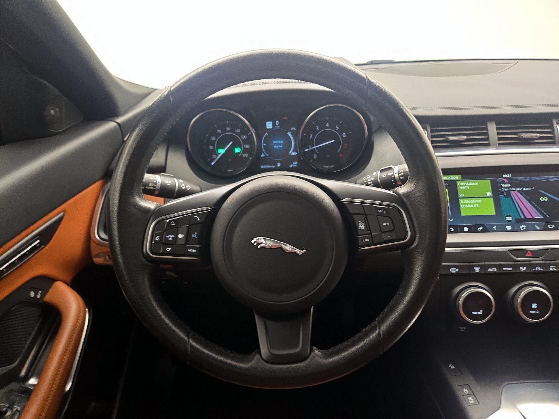 Thumbnail: 2019 Jaguar E-Pace - 10