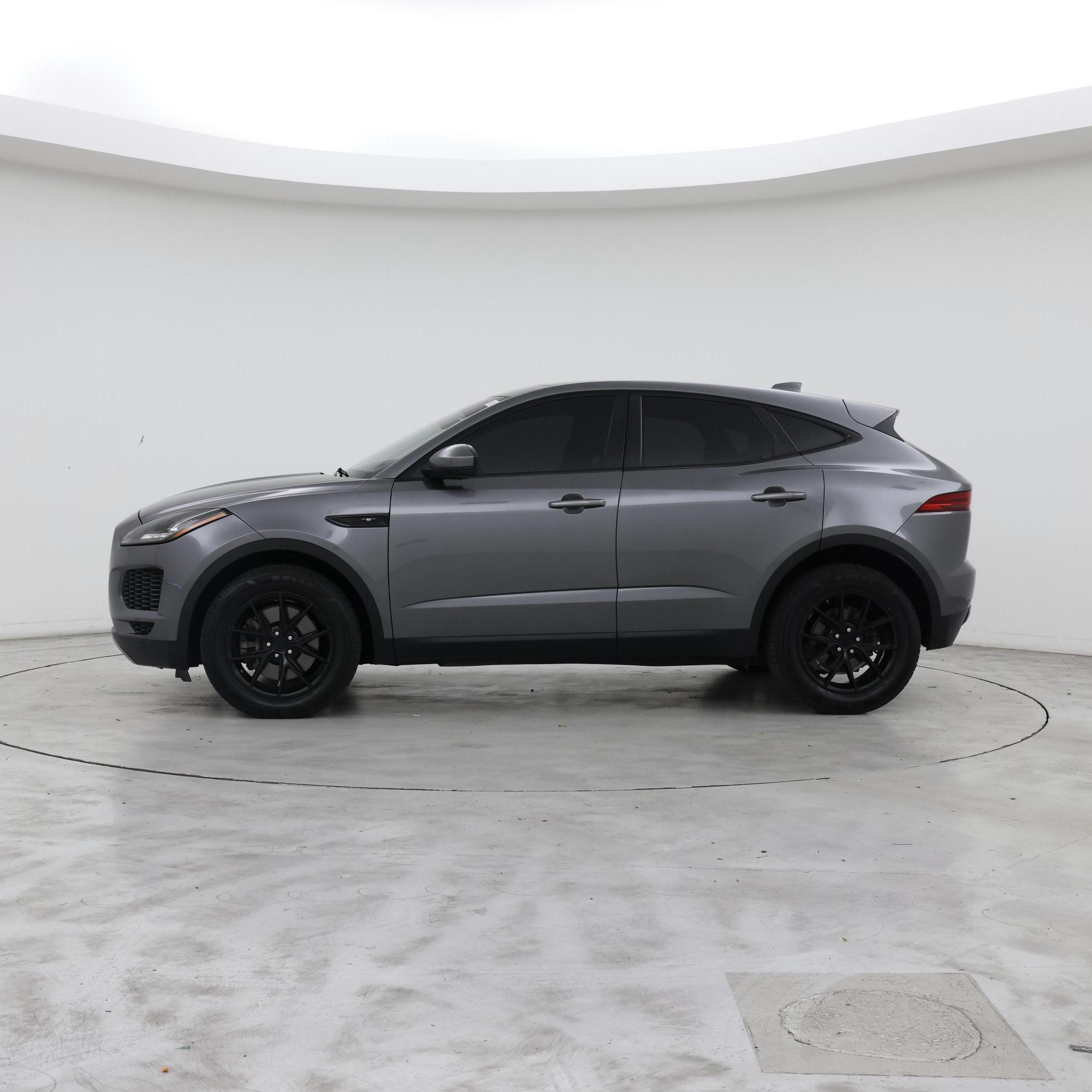 Thumbnail: 2019 Jaguar E-Pace - 3