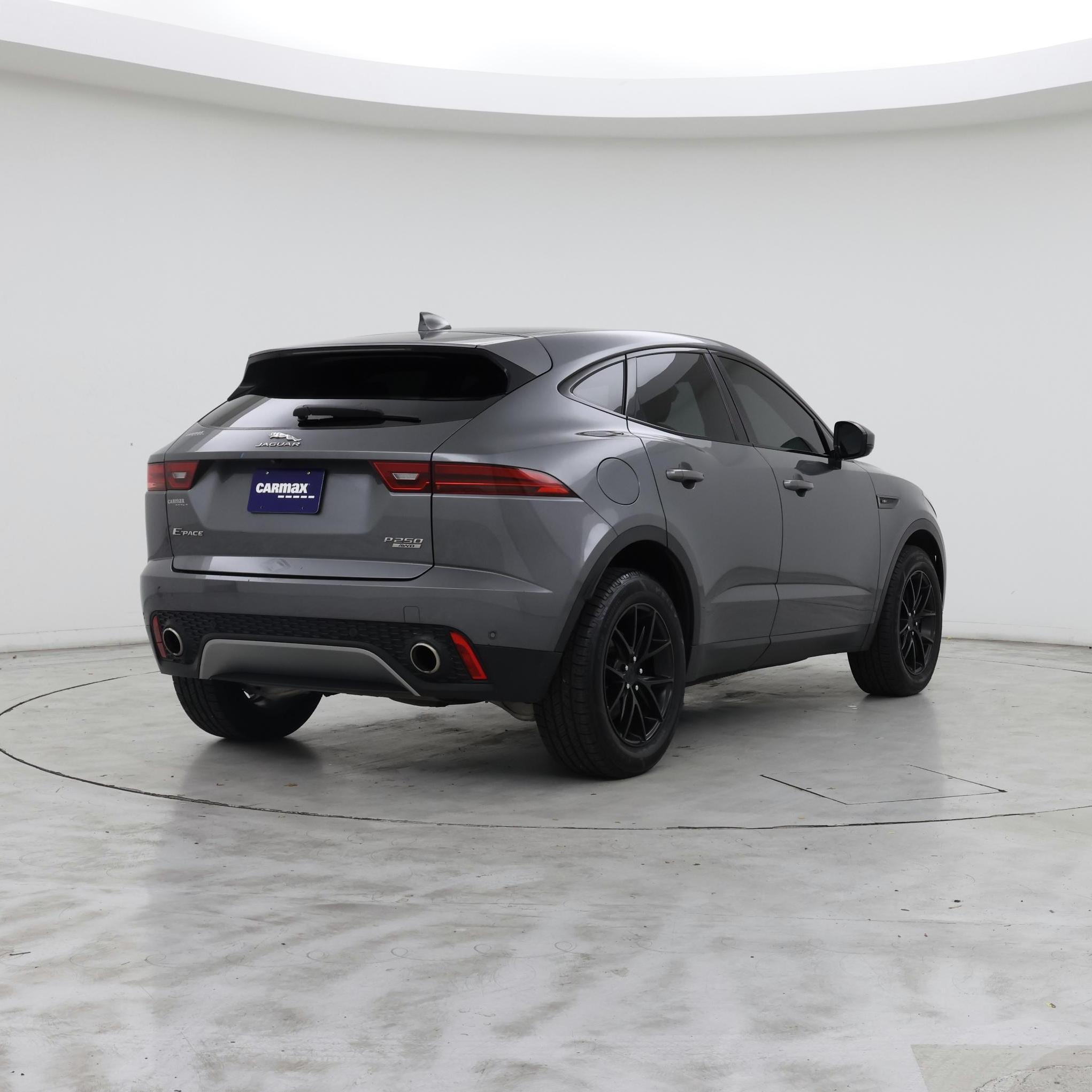 Thumbnail: 2019 Jaguar E-Pace - 8
