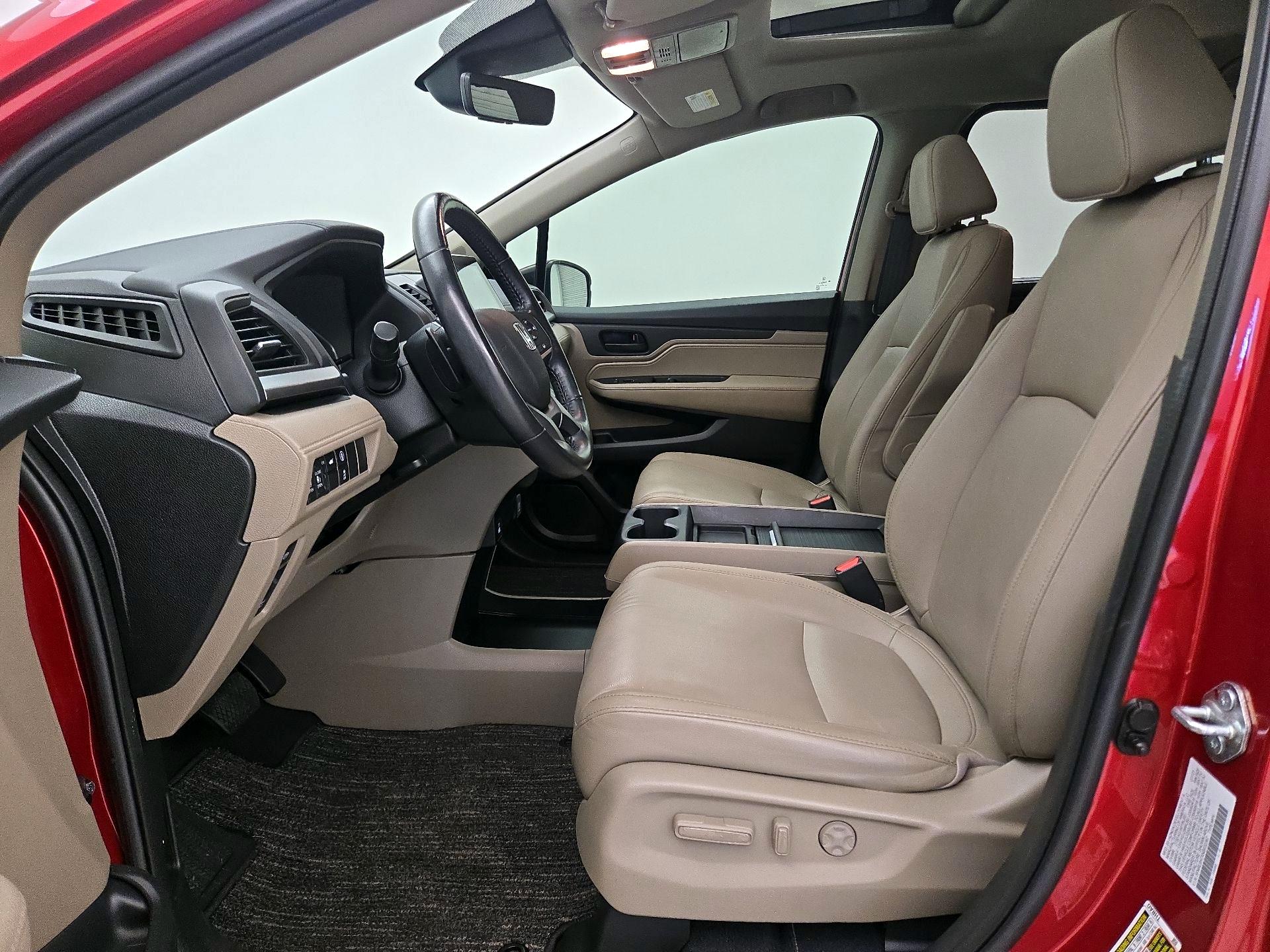 Thumbnail: 2022 Honda Odyssey - 11