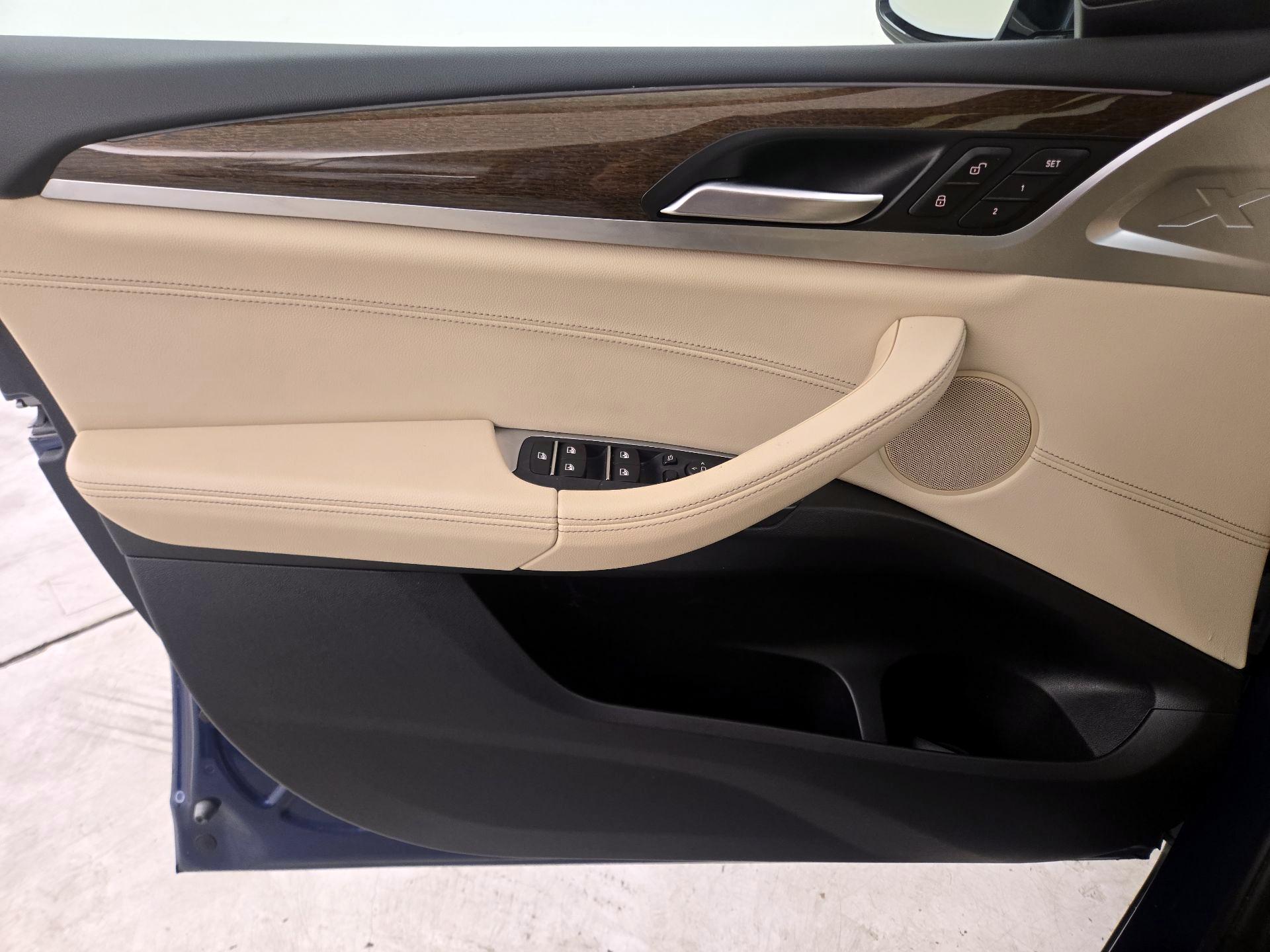 Thumbnail: 2019 BMW X3 - 12