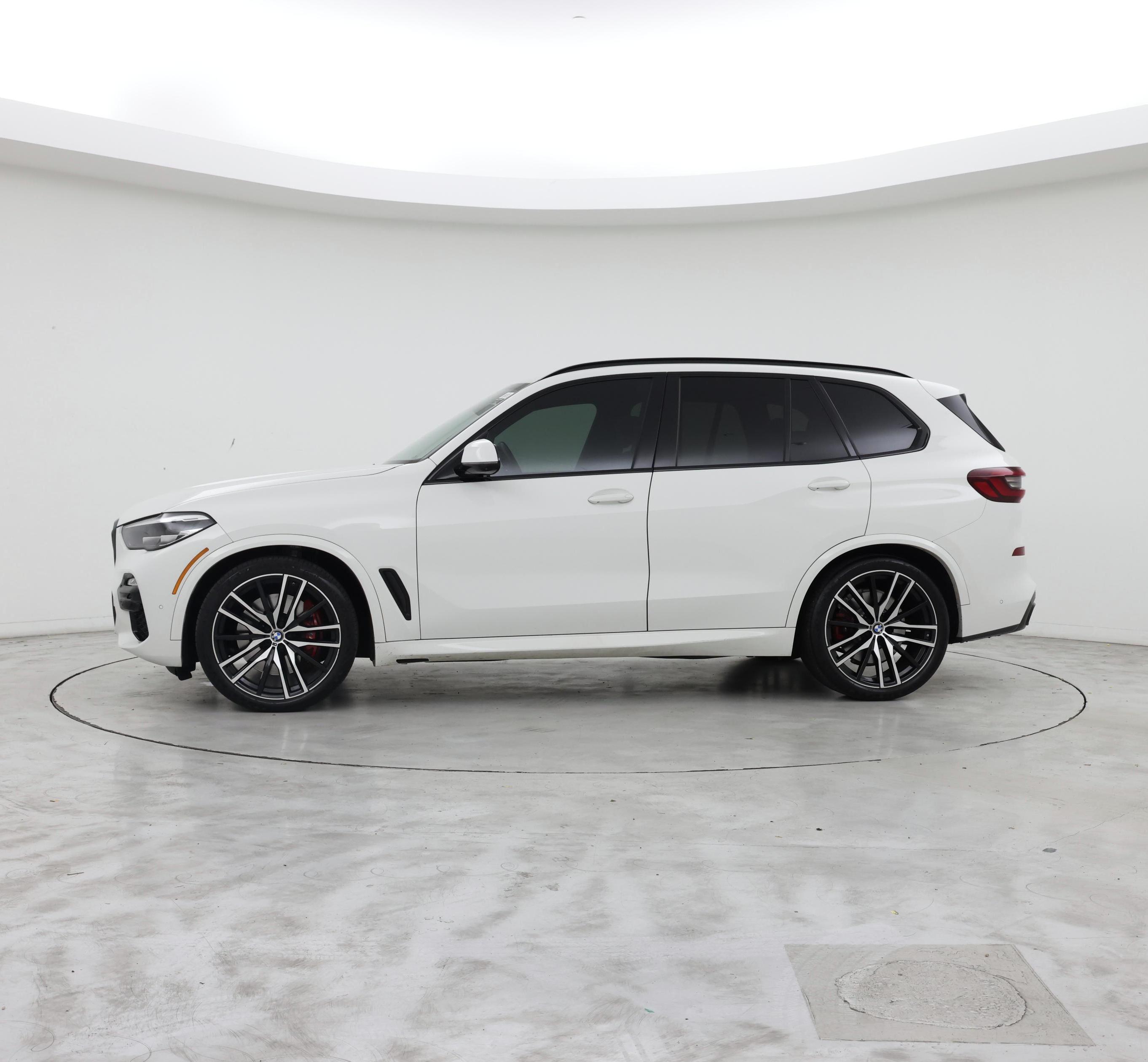 Thumbnail: 2021 BMW X5 - 3