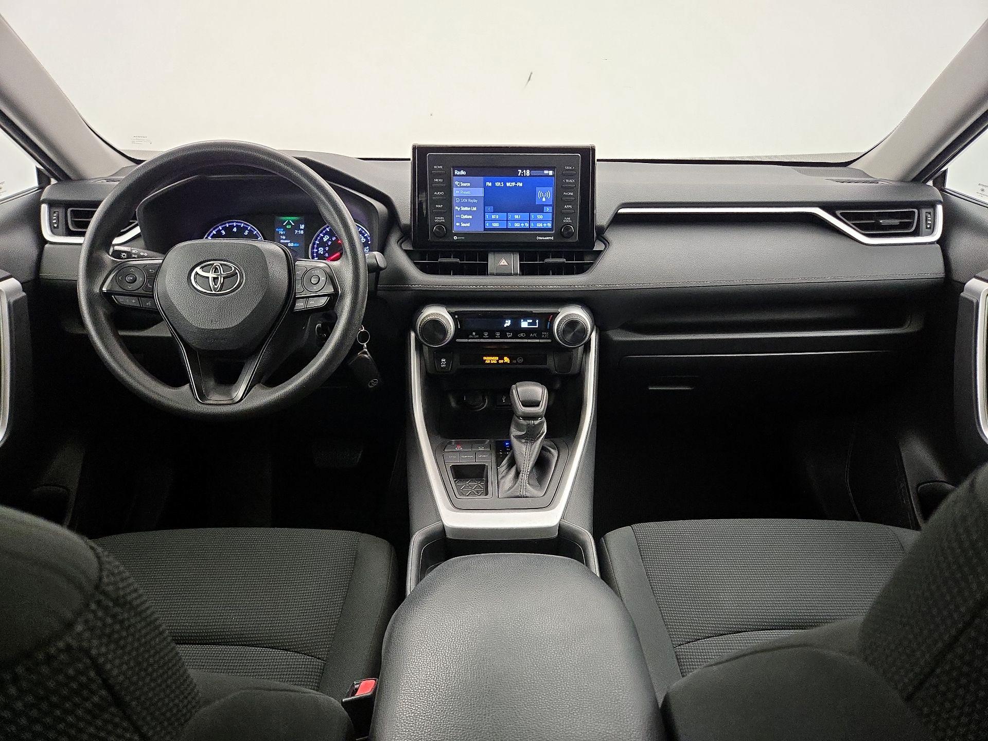 Thumbnail: 2021 Toyota RAV4 - 9