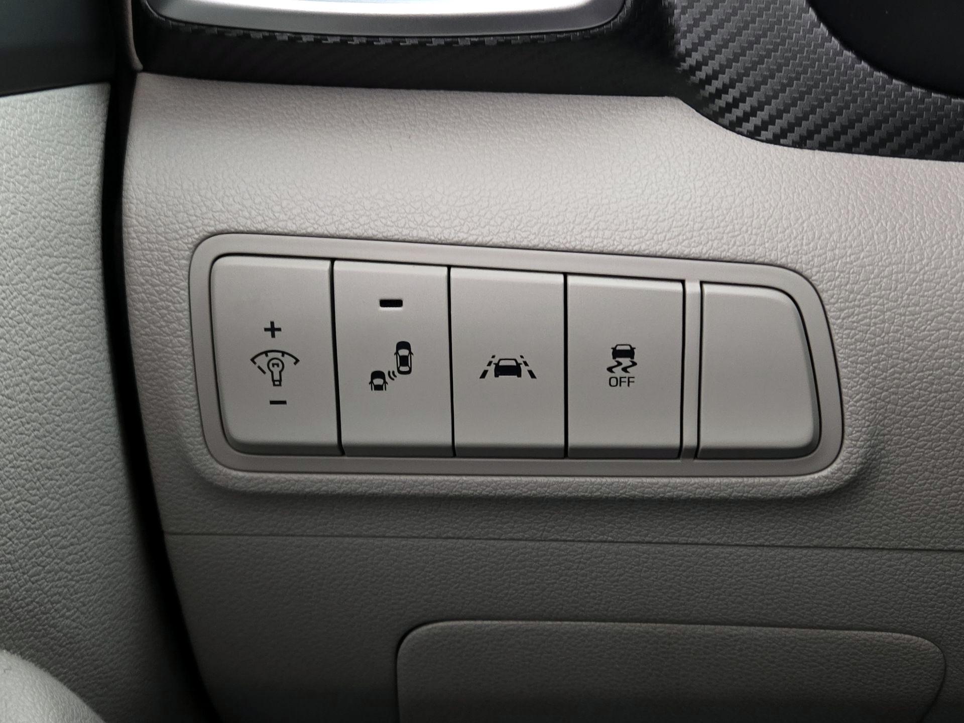 Thumbnail: 2020 Hyundai Tucson - 13