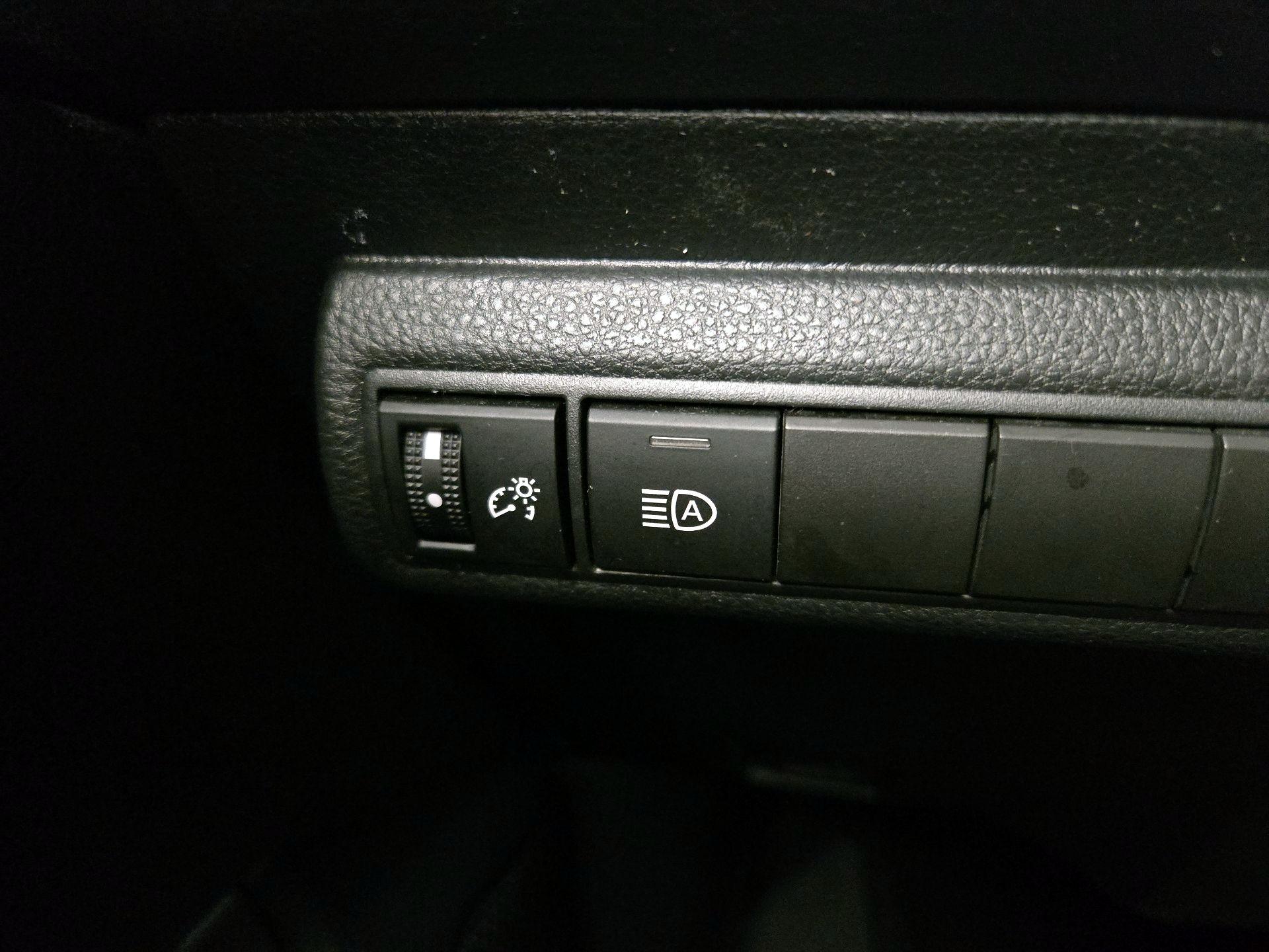 Thumbnail: 2022 Toyota Corolla - 13