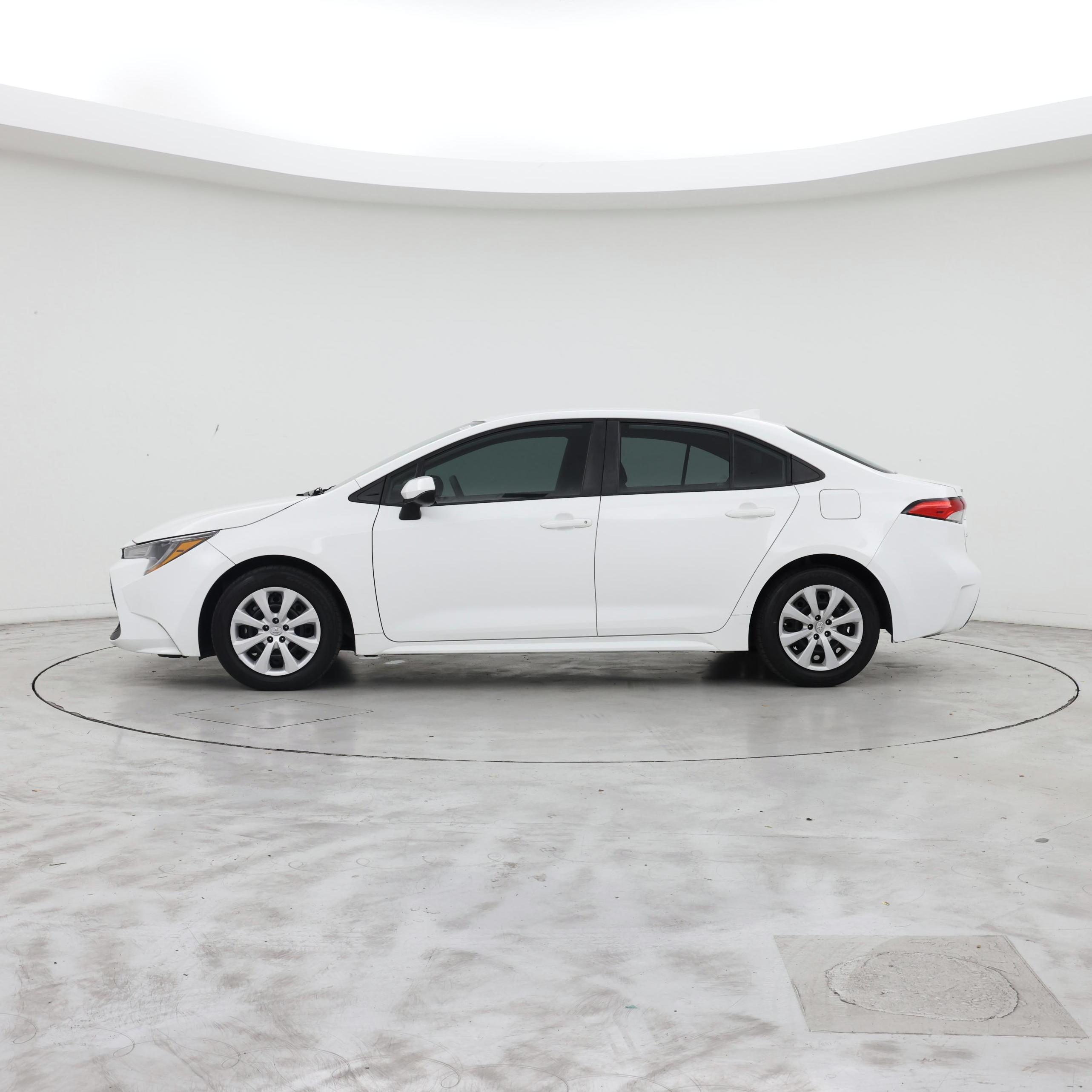 Thumbnail: 2022 Toyota Corolla - 3