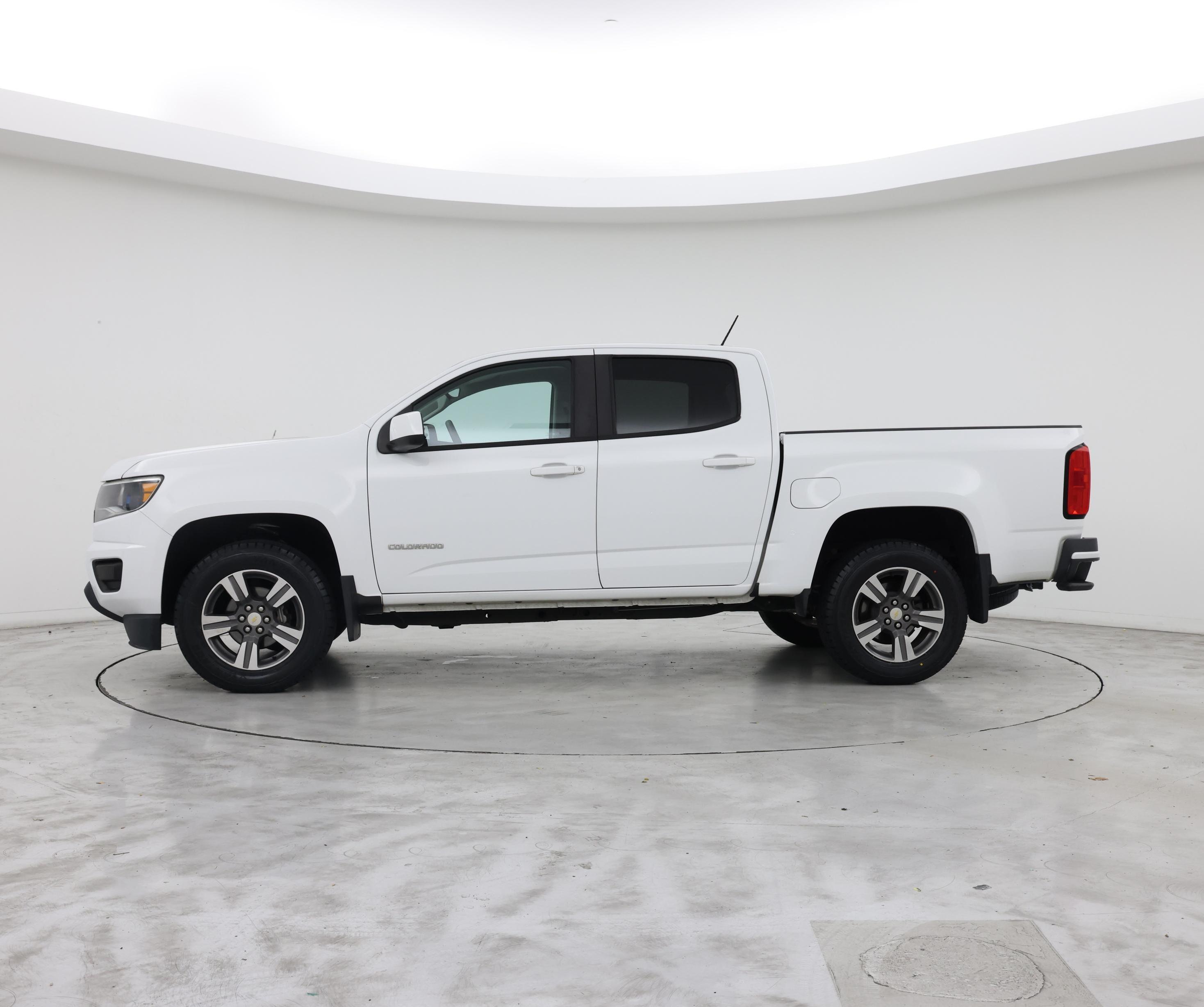 Thumbnail: 2018 Chevrolet Colorado - 3