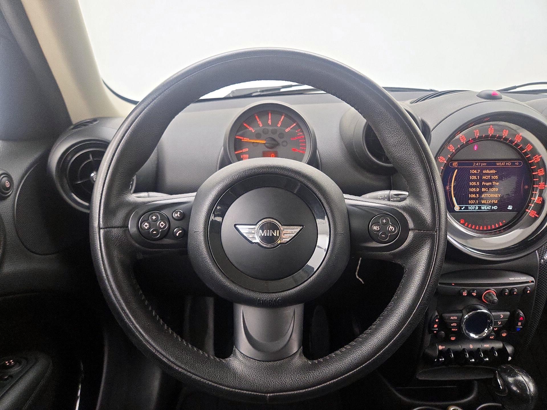 Thumbnail: 2015 MINI Cooper Countryman - 10