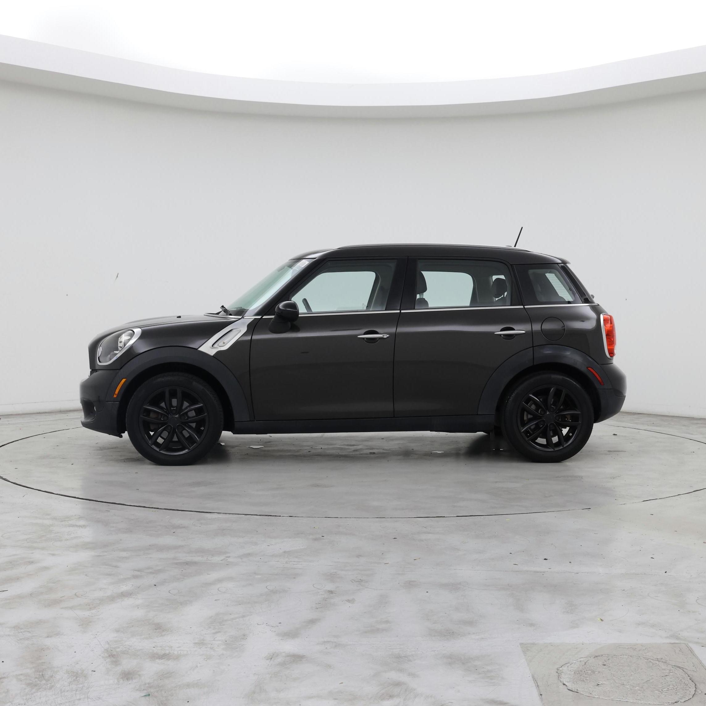 Thumbnail: 2015 MINI Cooper Countryman - 3