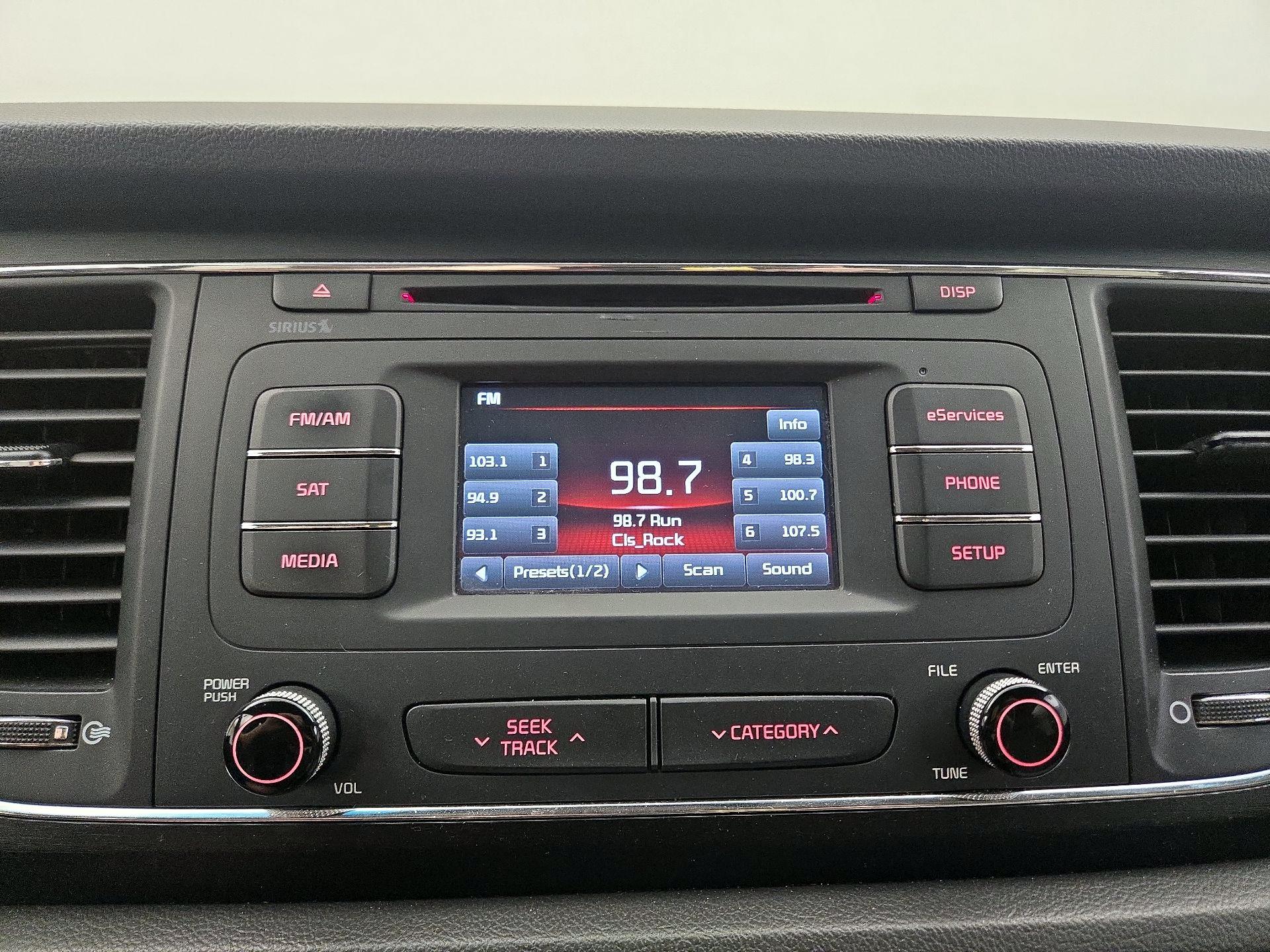 Thumbnail: 2016 Kia Sedona - 15