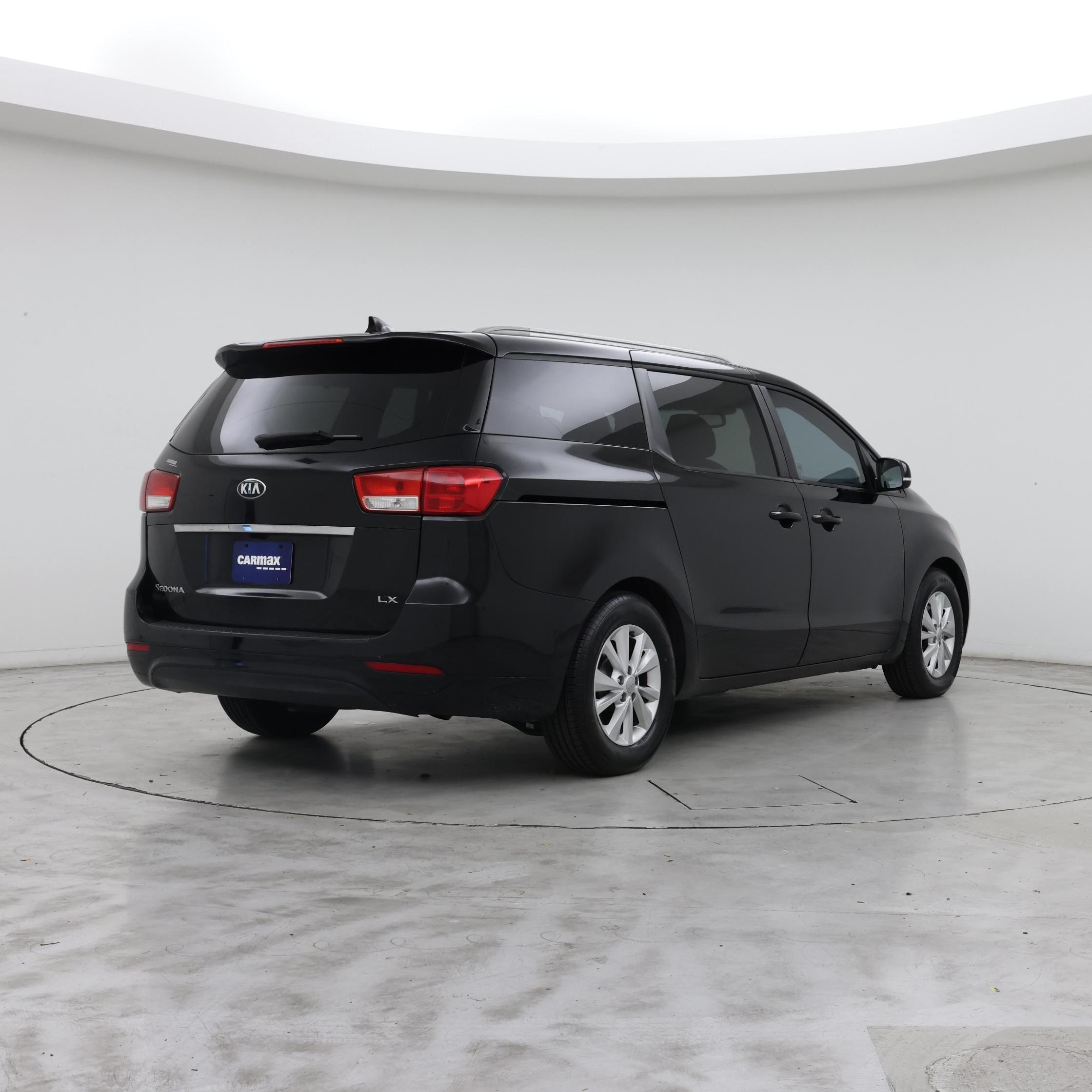 Thumbnail: 2016 Kia Sedona - 8