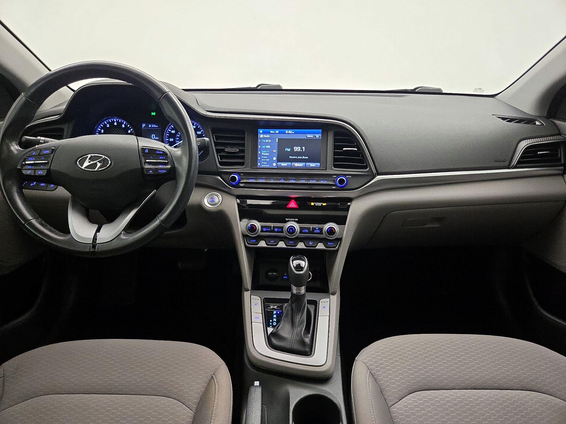 Thumbnail: 2020 Hyundai Elantra - 9