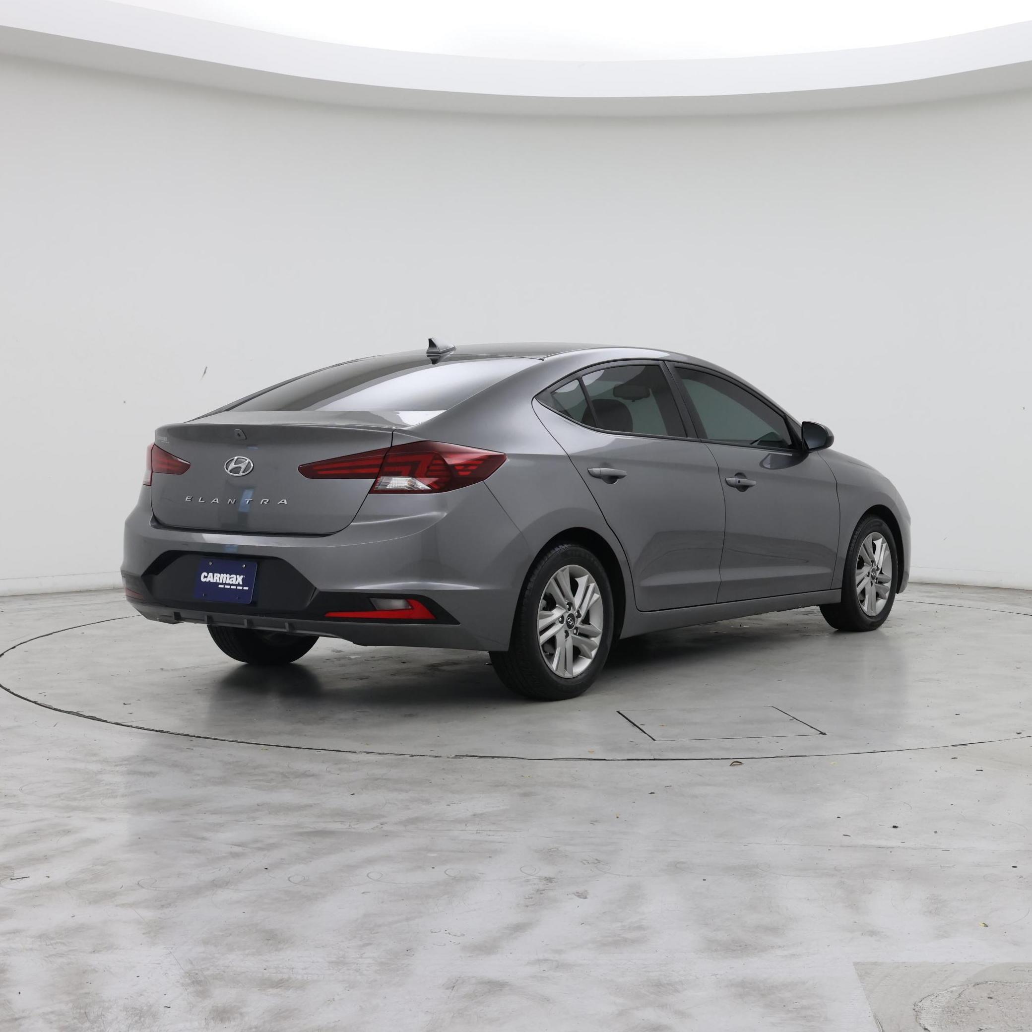 Thumbnail: 2020 Hyundai Elantra - 8