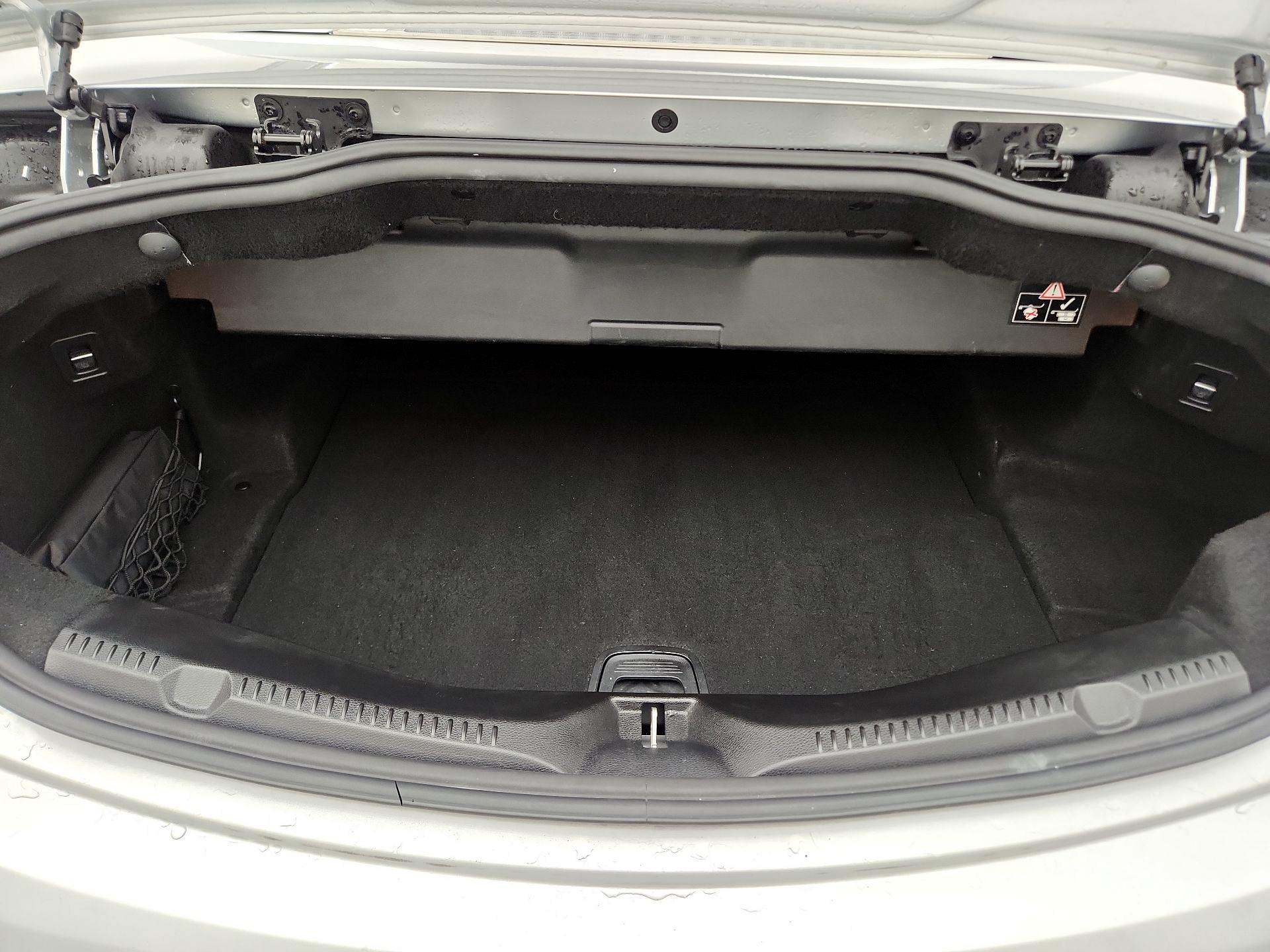 Thumbnail: 2018 Mercedes-Benz E-Class - 20