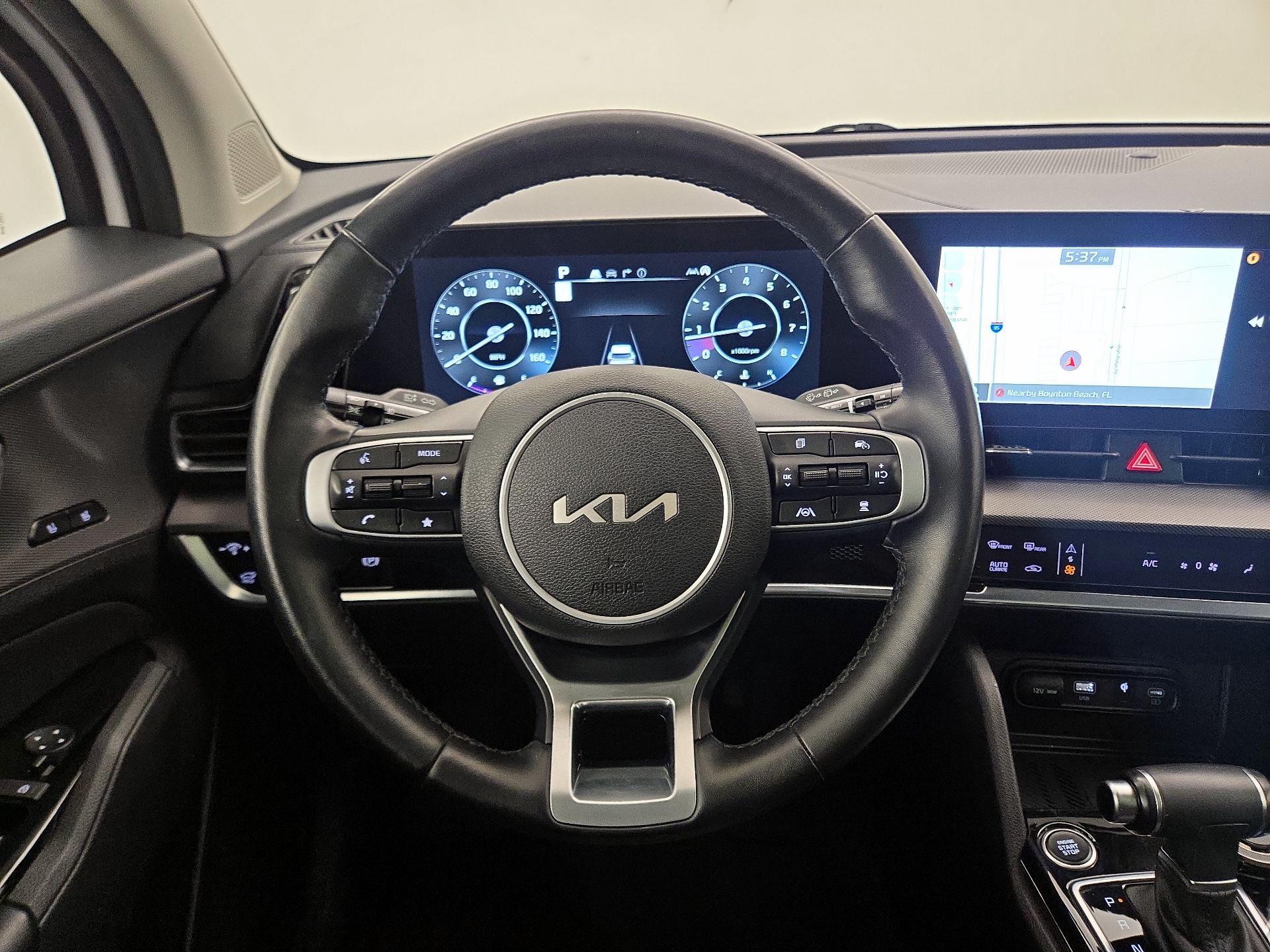 Thumbnail: 2023 Kia Sportage - 10