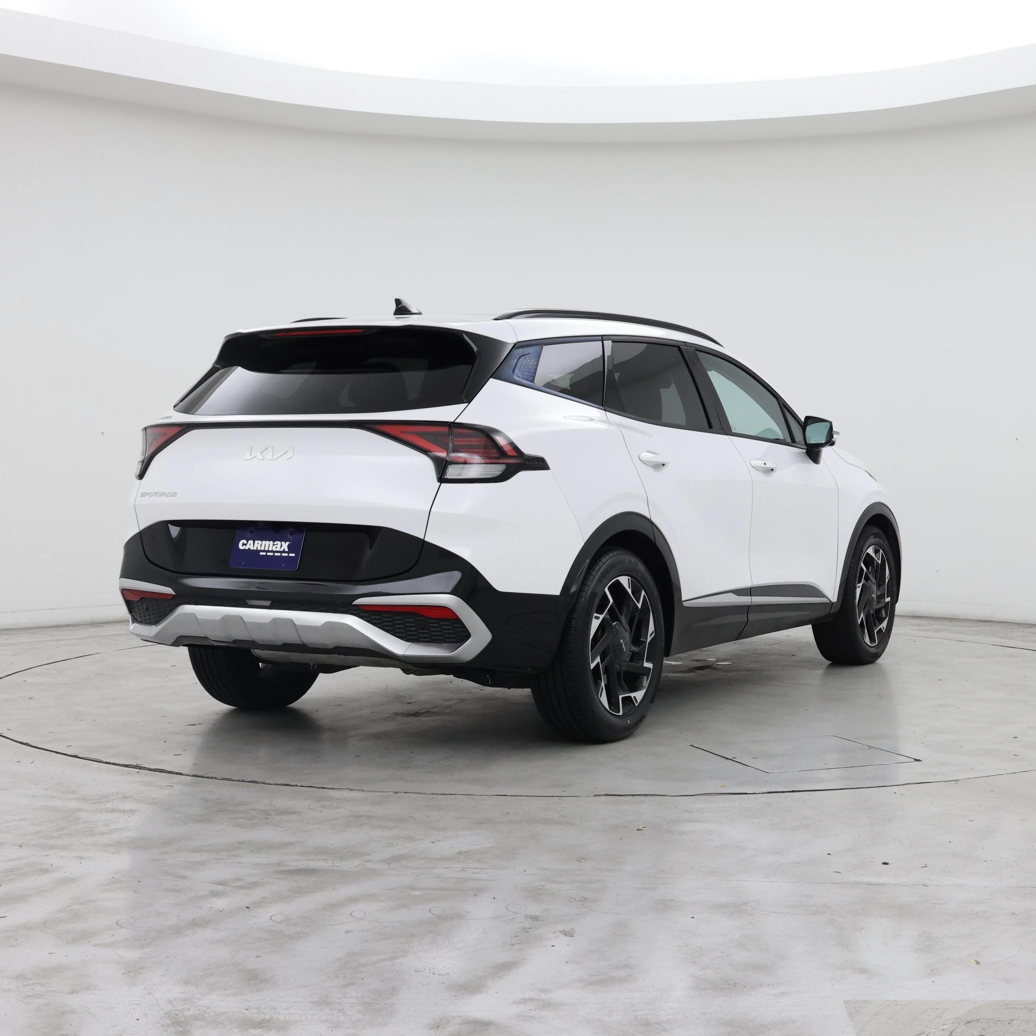 Thumbnail: 2023 Kia Sportage - 8