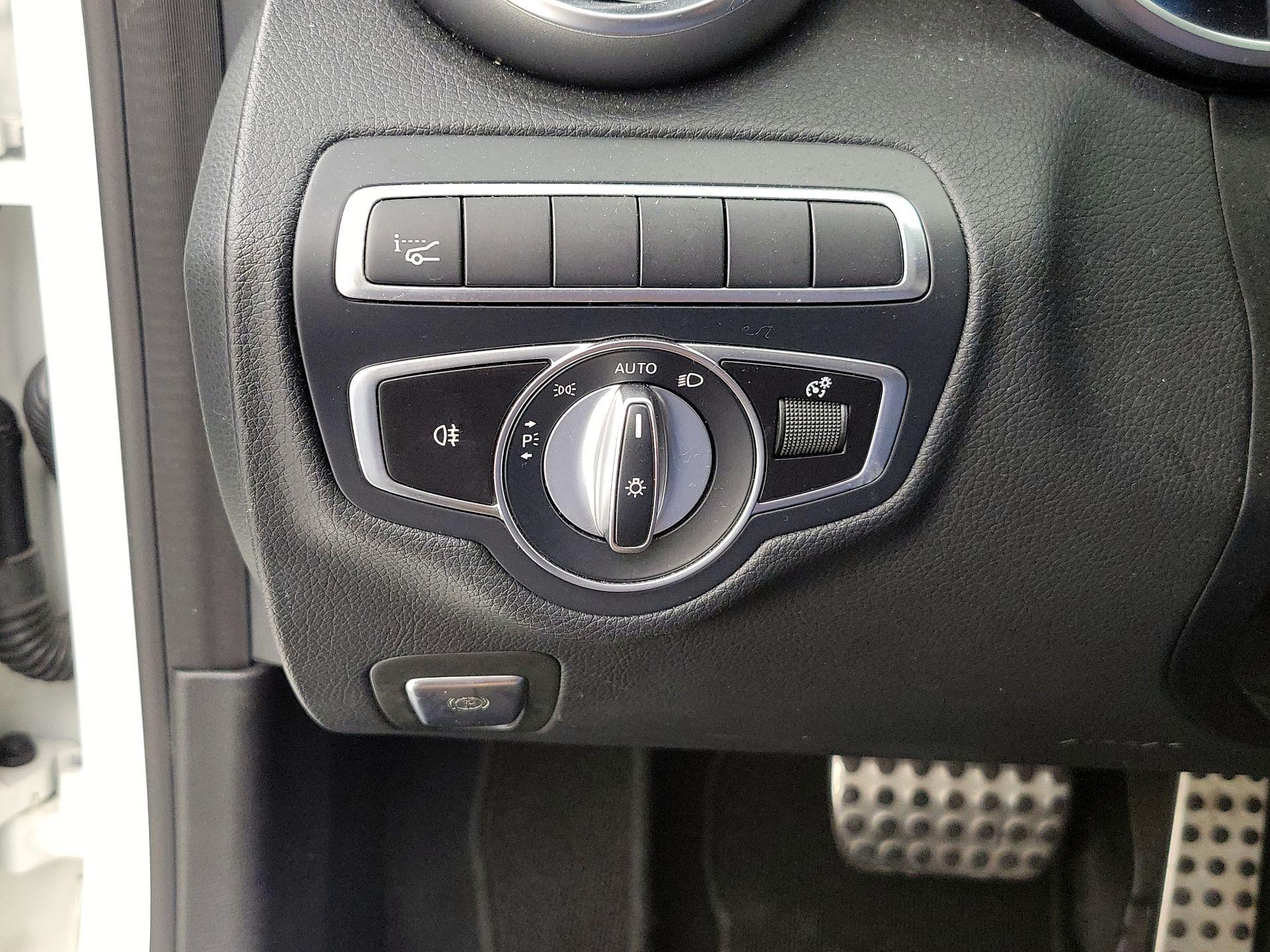 Thumbnail: 2019 Mercedes-Benz C-Class - 13