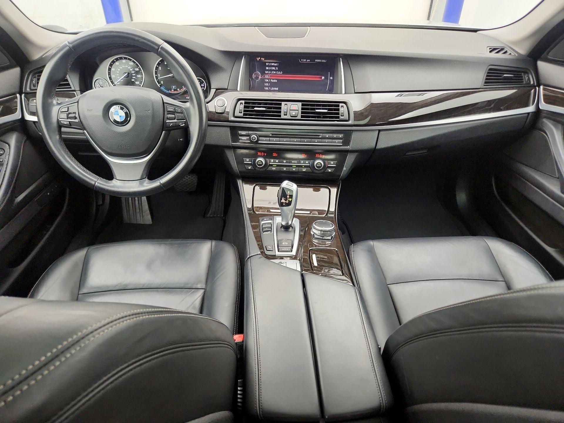 Thumbnail: 2015 BMW 5 Series - 9