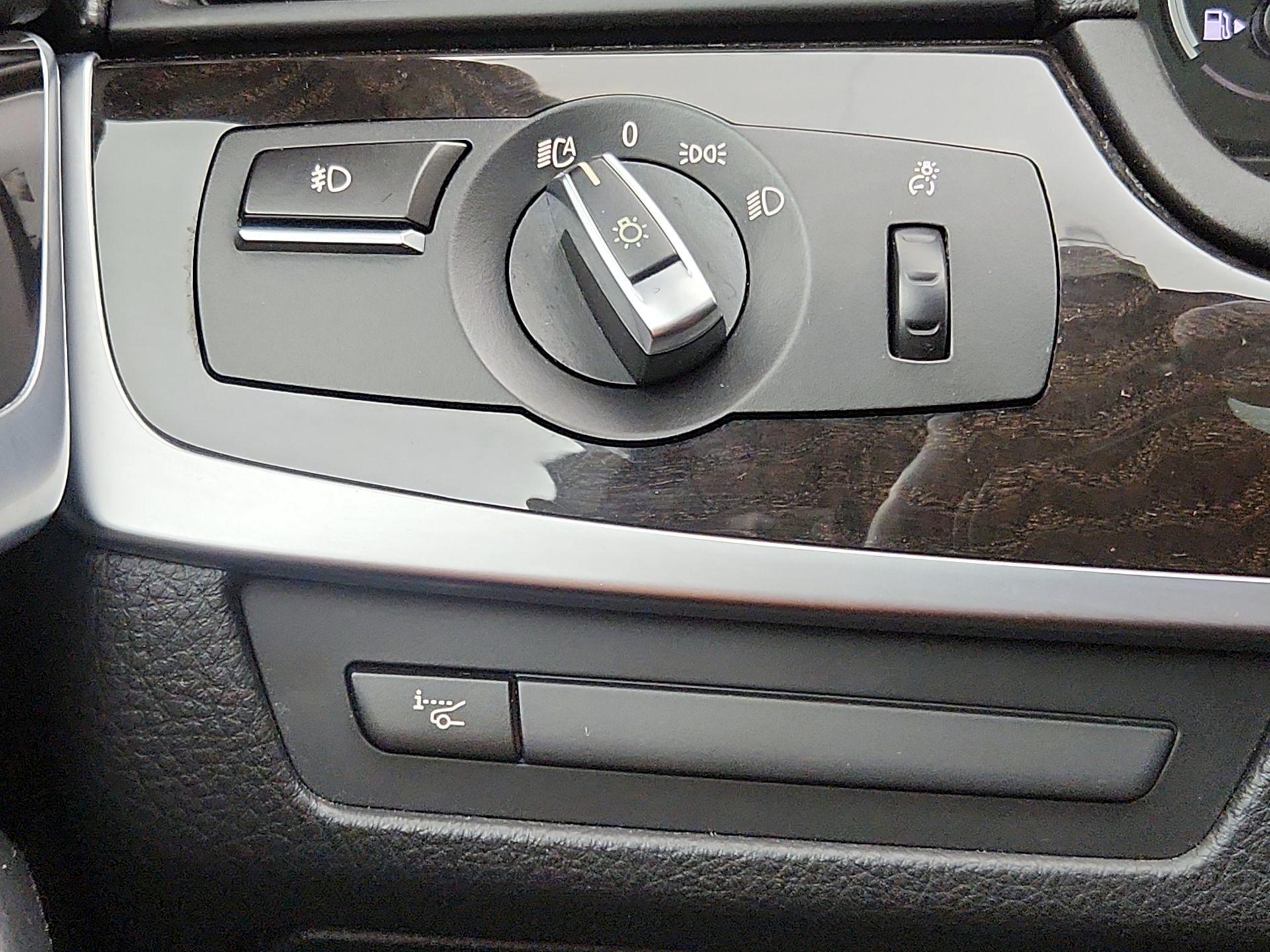 Thumbnail: 2015 BMW 5 Series - 13