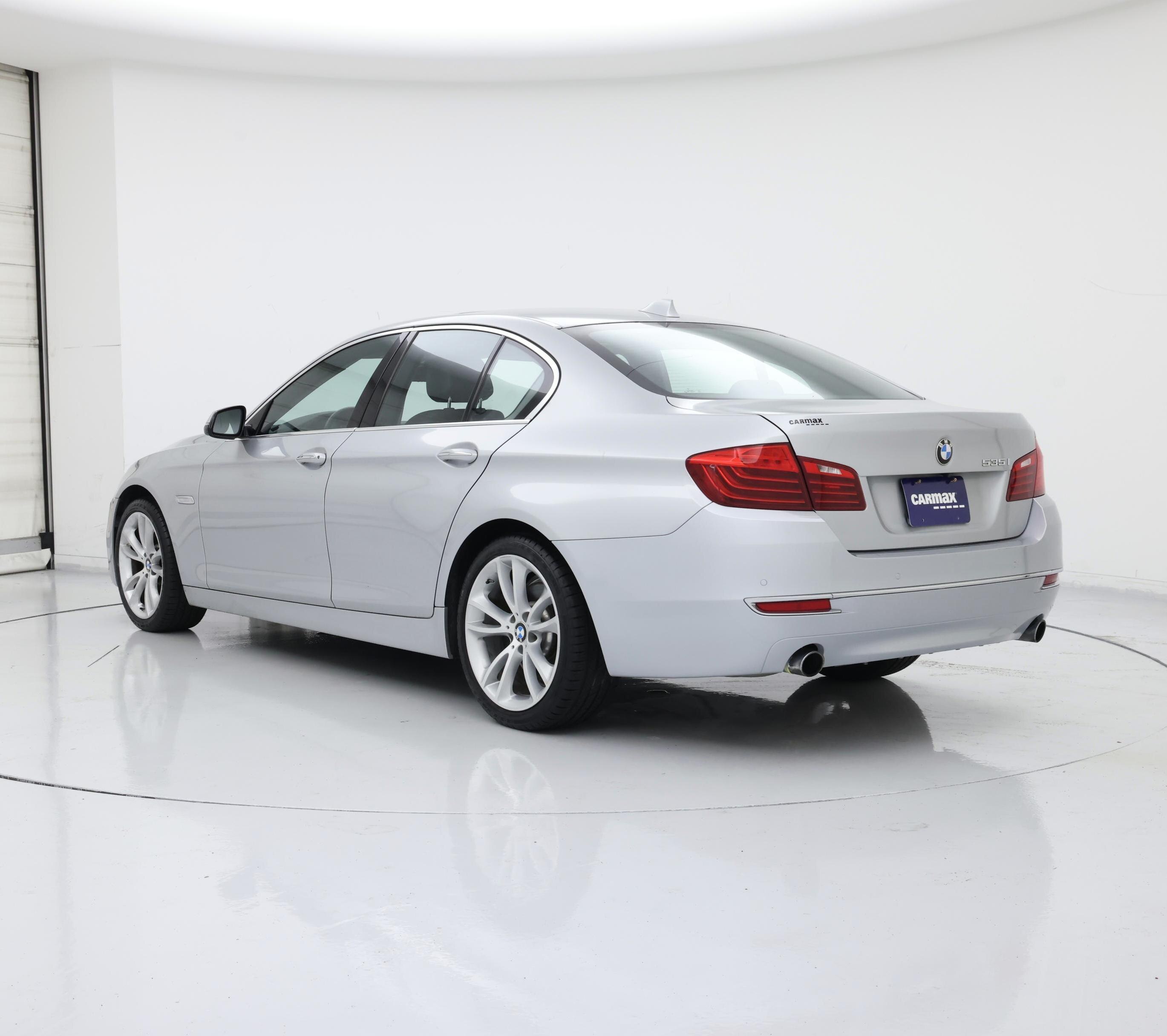 Thumbnail: 2015 BMW 5 Series - 2