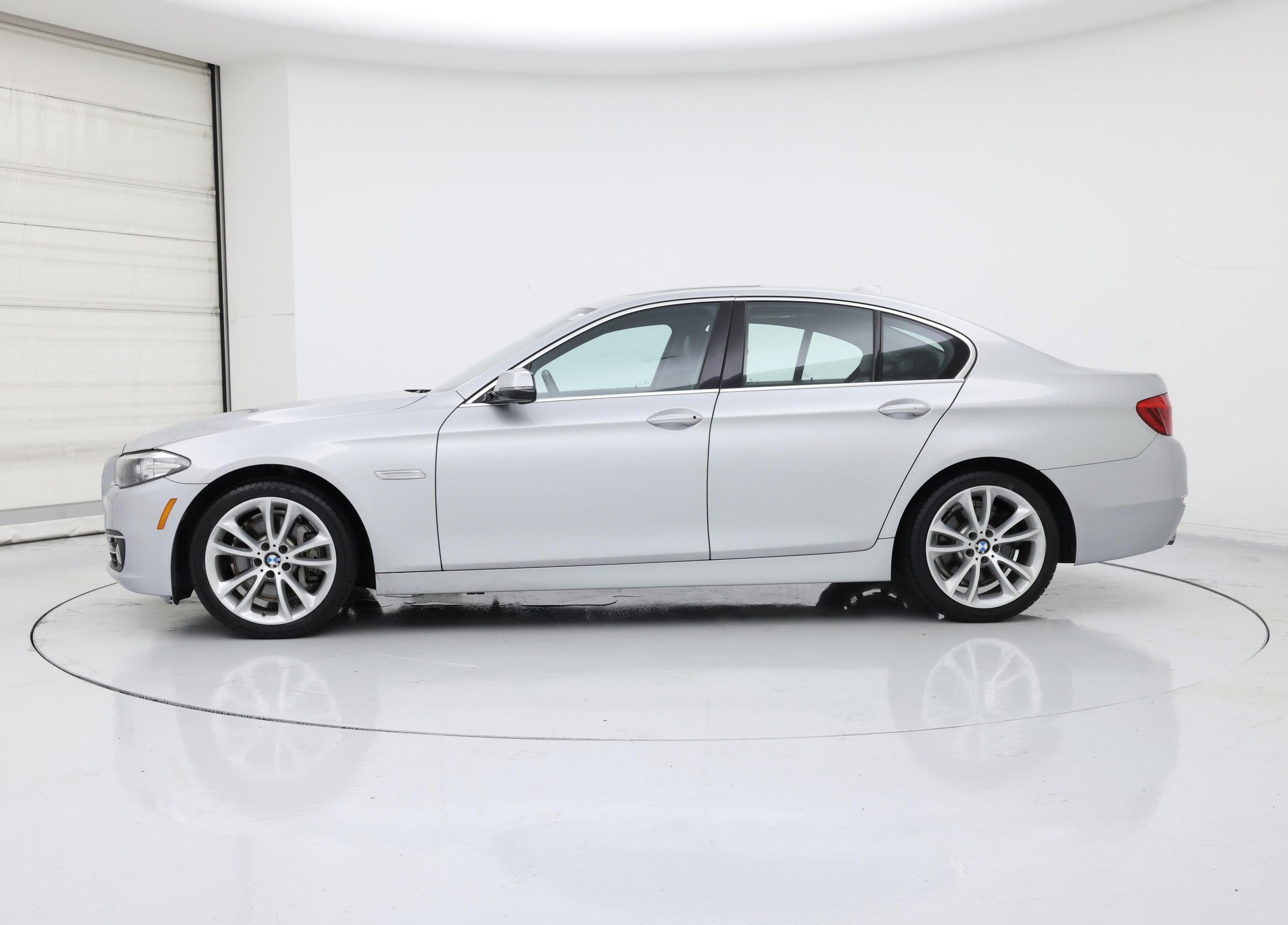 Thumbnail: 2015 BMW 5 Series - 3