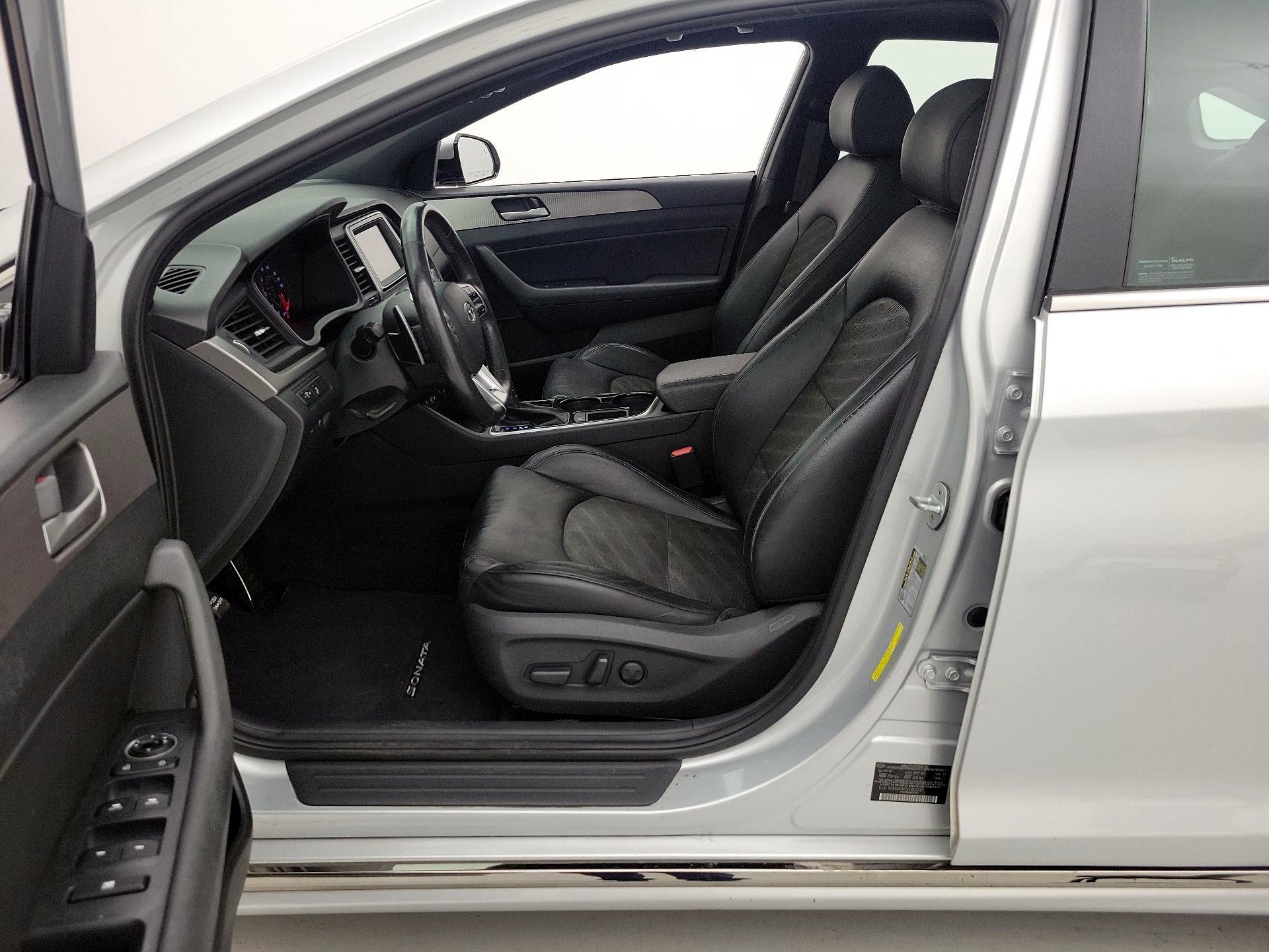 Thumbnail: 2019 Hyundai Sonata - 11