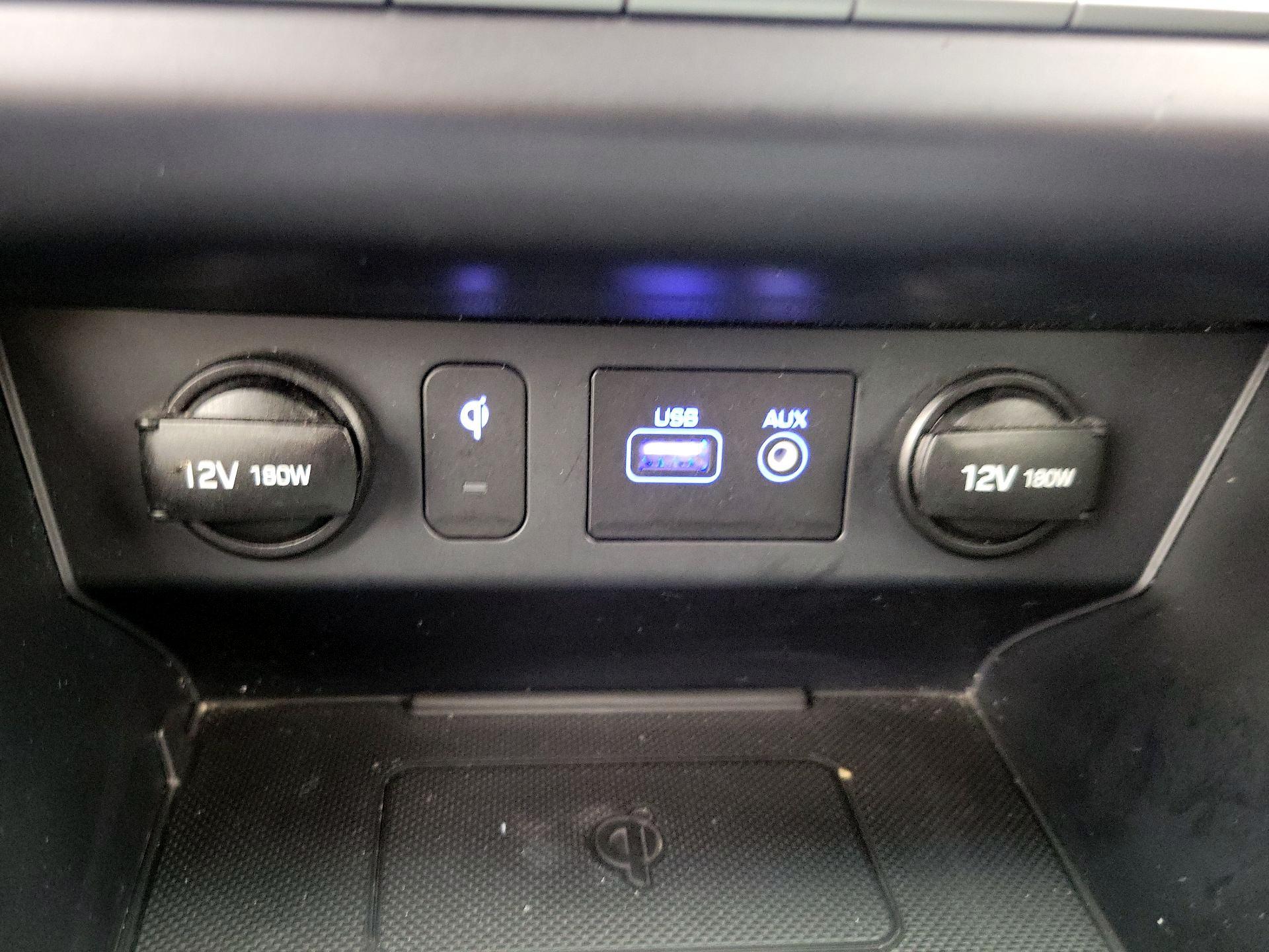 Thumbnail: 2019 Hyundai Sonata - 18