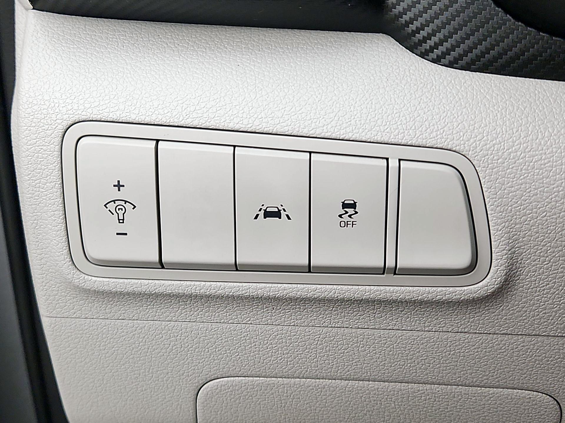 Thumbnail: 2019 Hyundai Tucson - 13