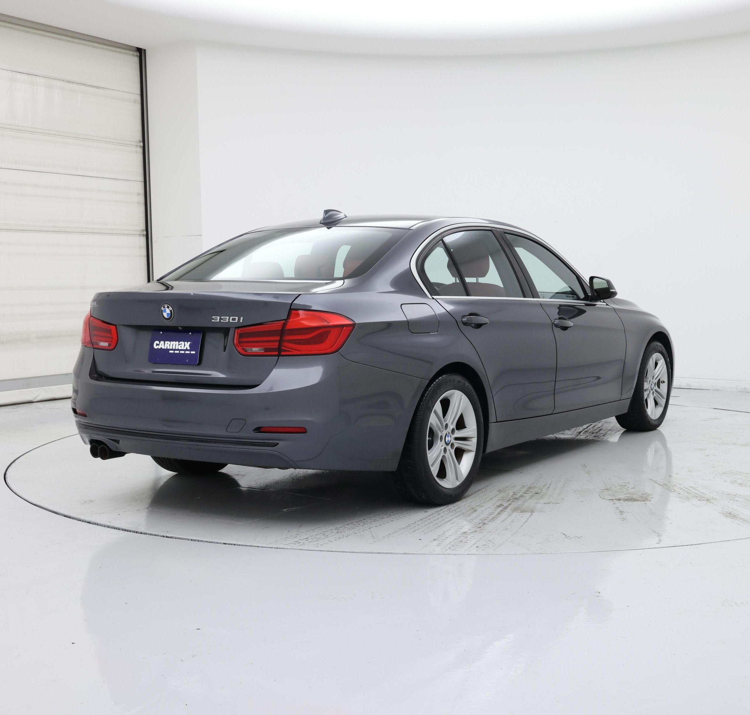 Thumbnail: 2018 BMW 3 Series - 8