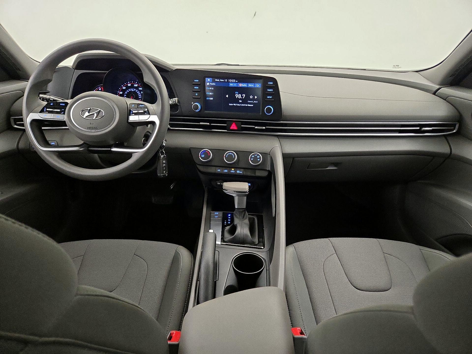 Thumbnail: 2023 Hyundai Elantra - 9