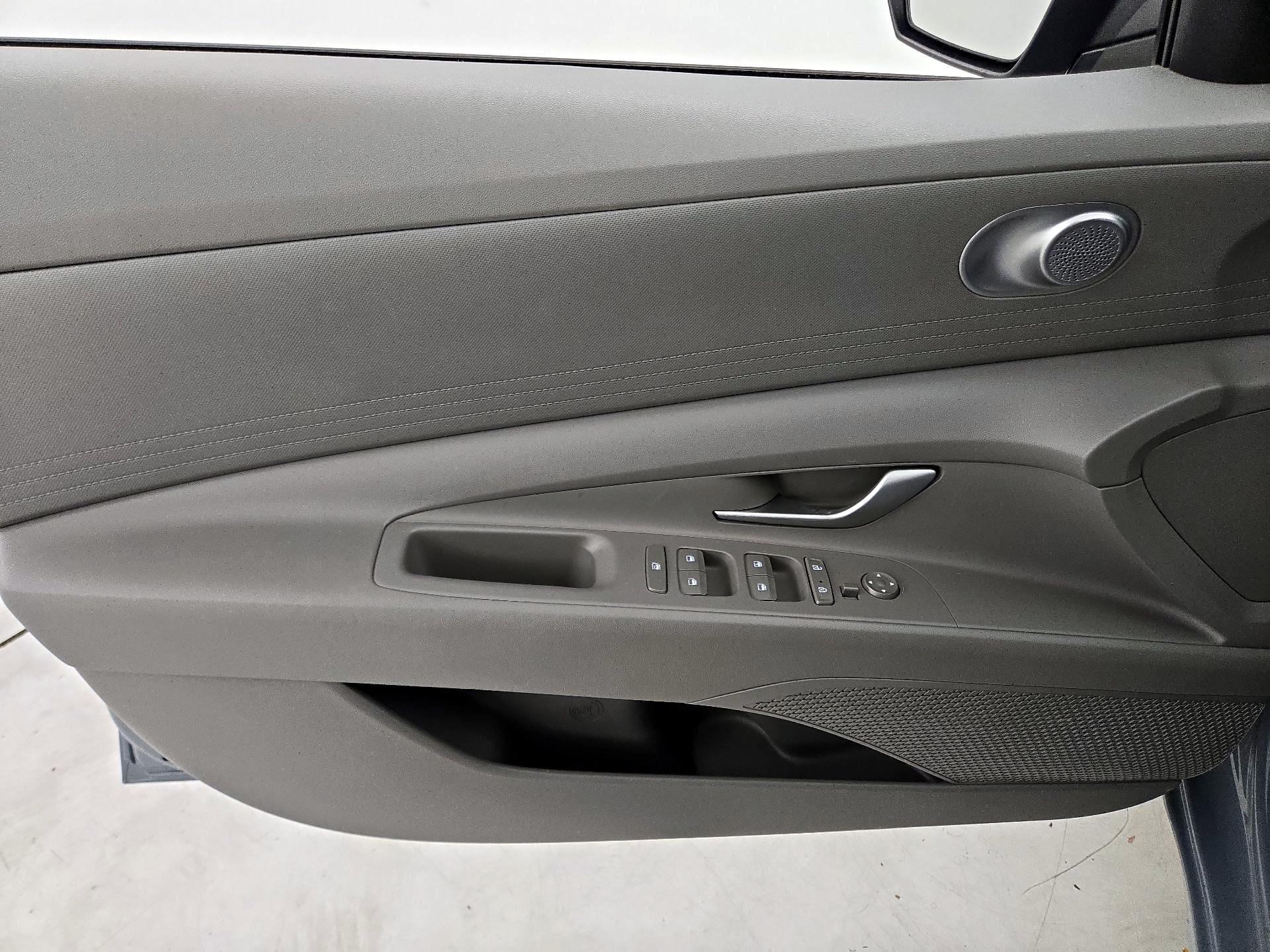 Thumbnail: 2023 Hyundai Elantra - 12