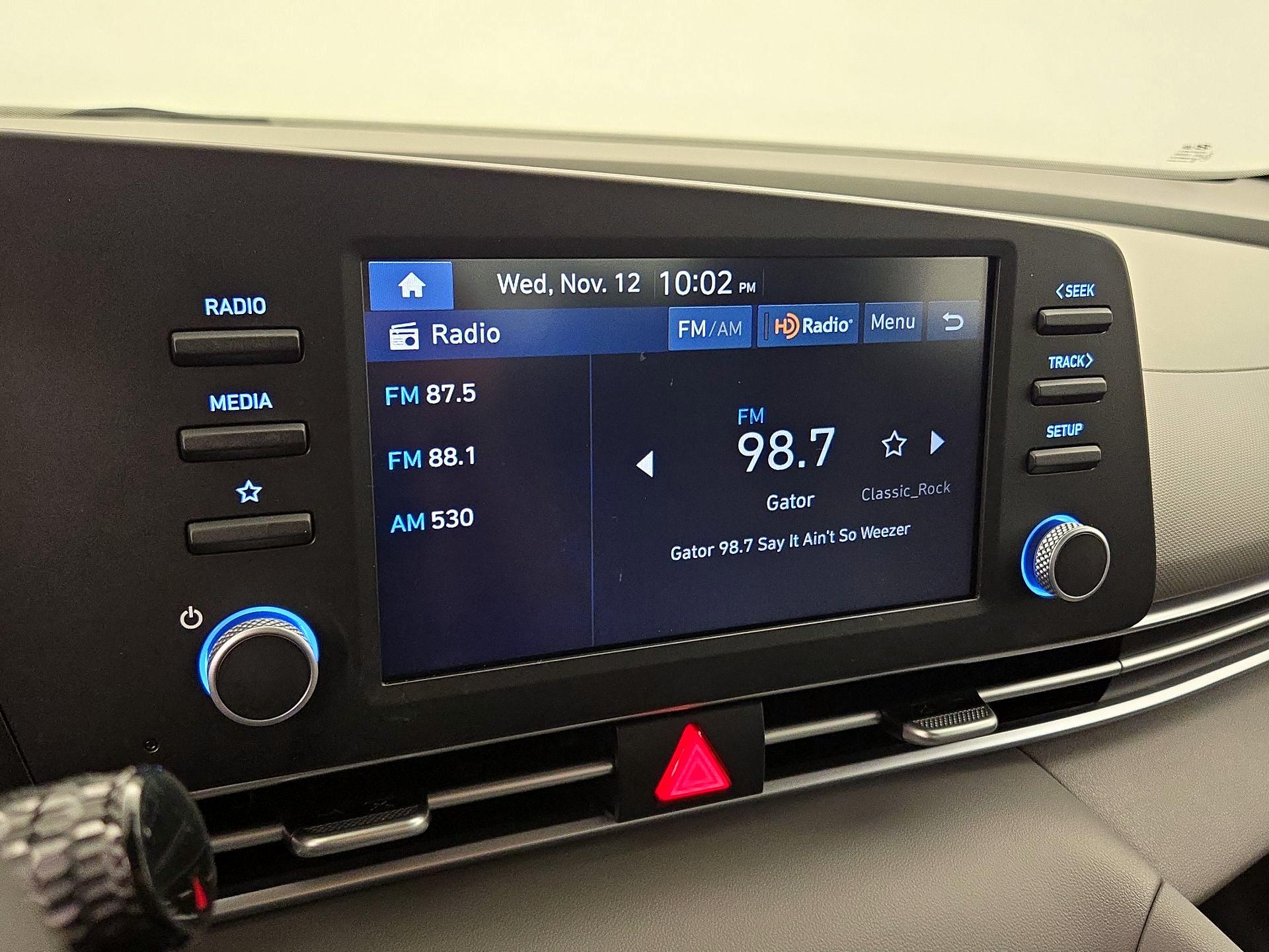 Thumbnail: 2023 Hyundai Elantra - 15