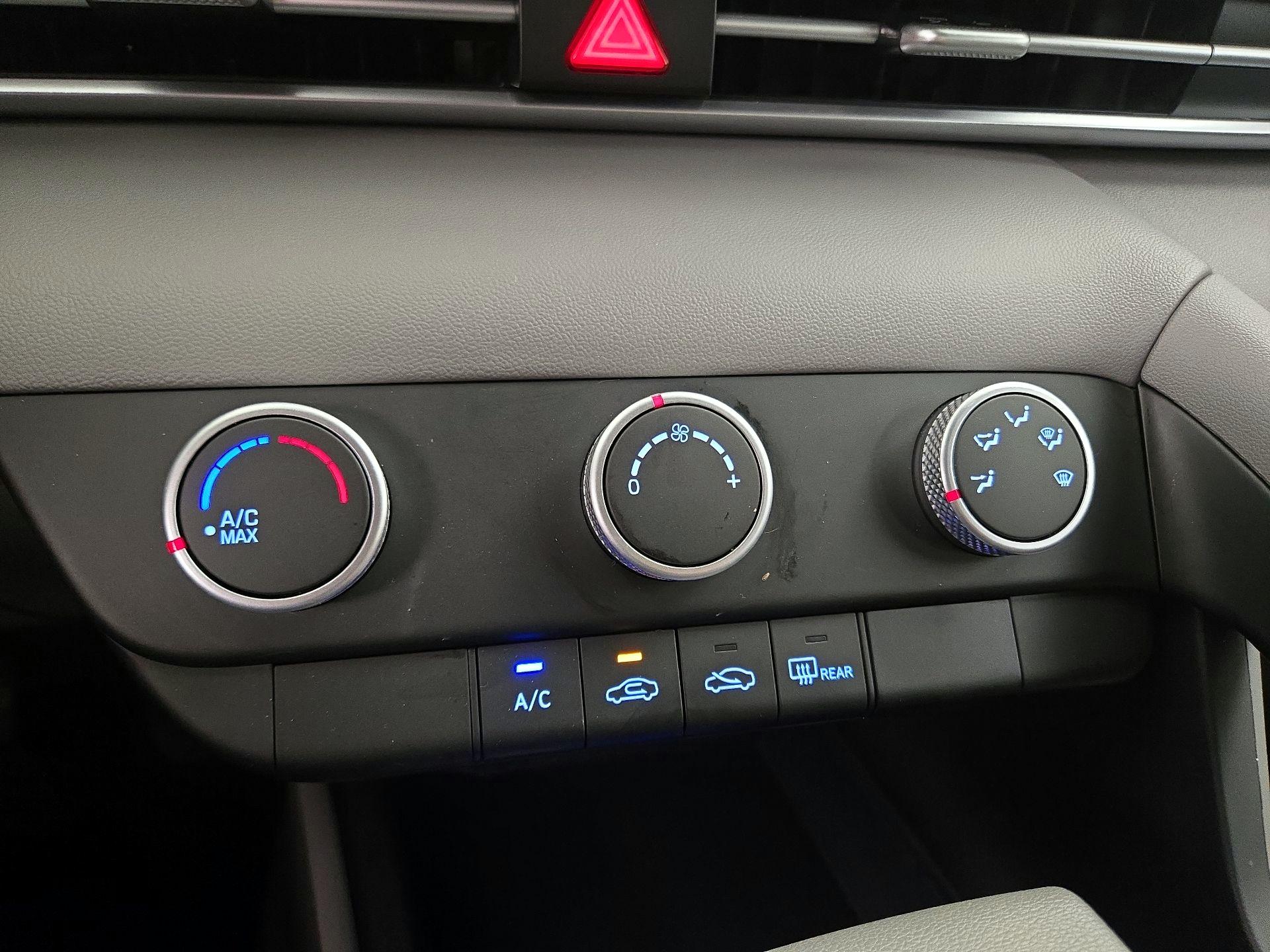 Thumbnail: 2023 Hyundai Elantra - 16