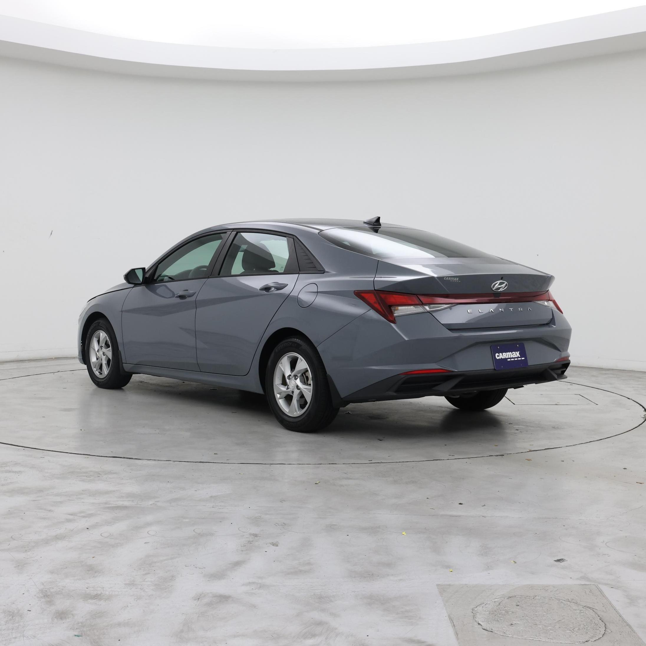 Thumbnail: 2023 Hyundai Elantra - 2