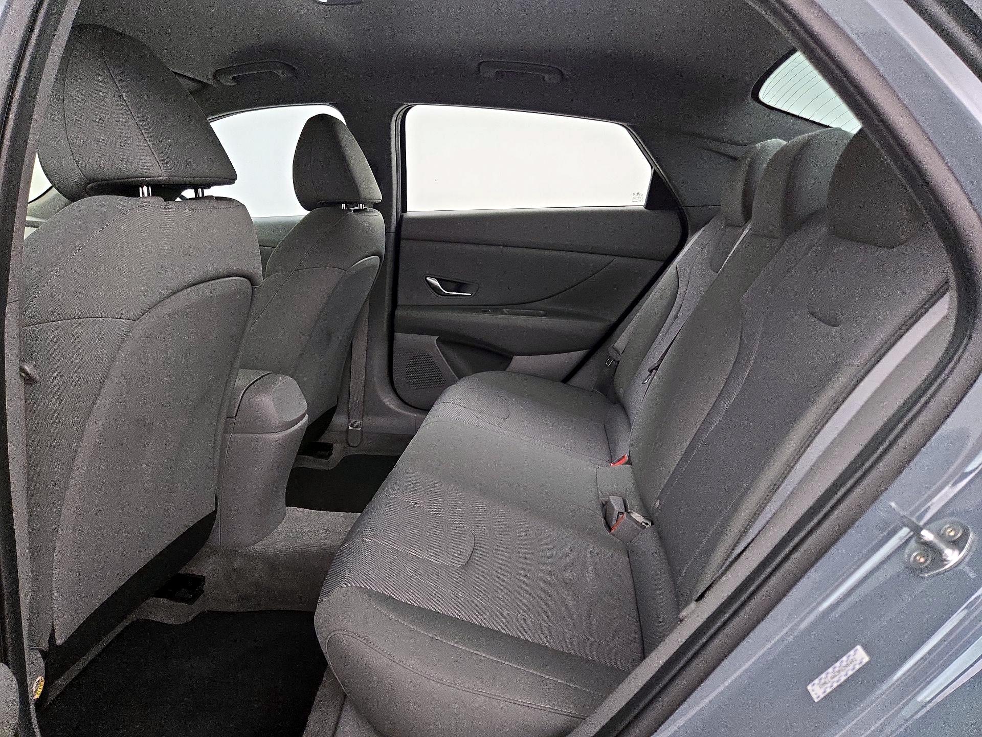 Thumbnail: 2023 Hyundai Elantra - 19